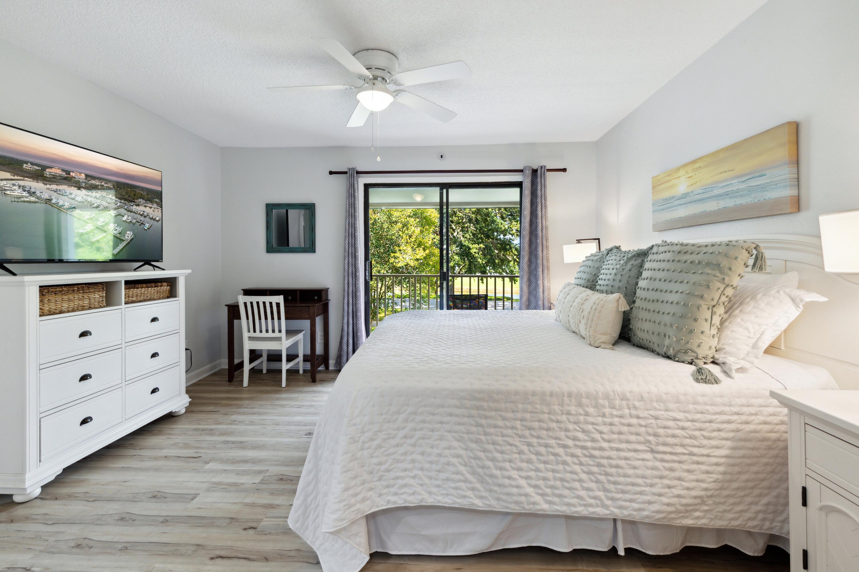 BAYOU VILLAGE CONDO PH 1 - Residential