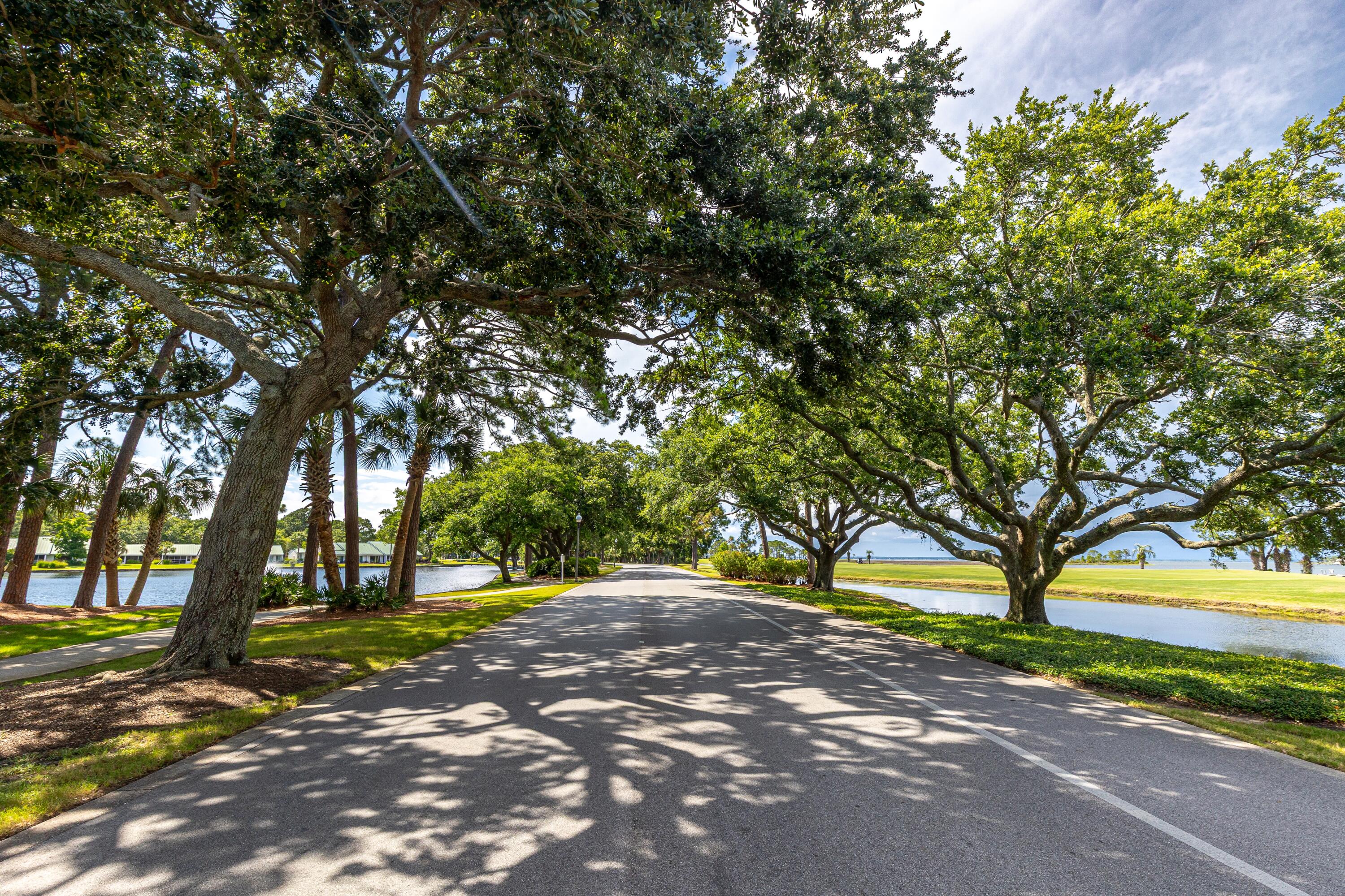BAYOU VILLAGE CONDO PH 1 - Residential