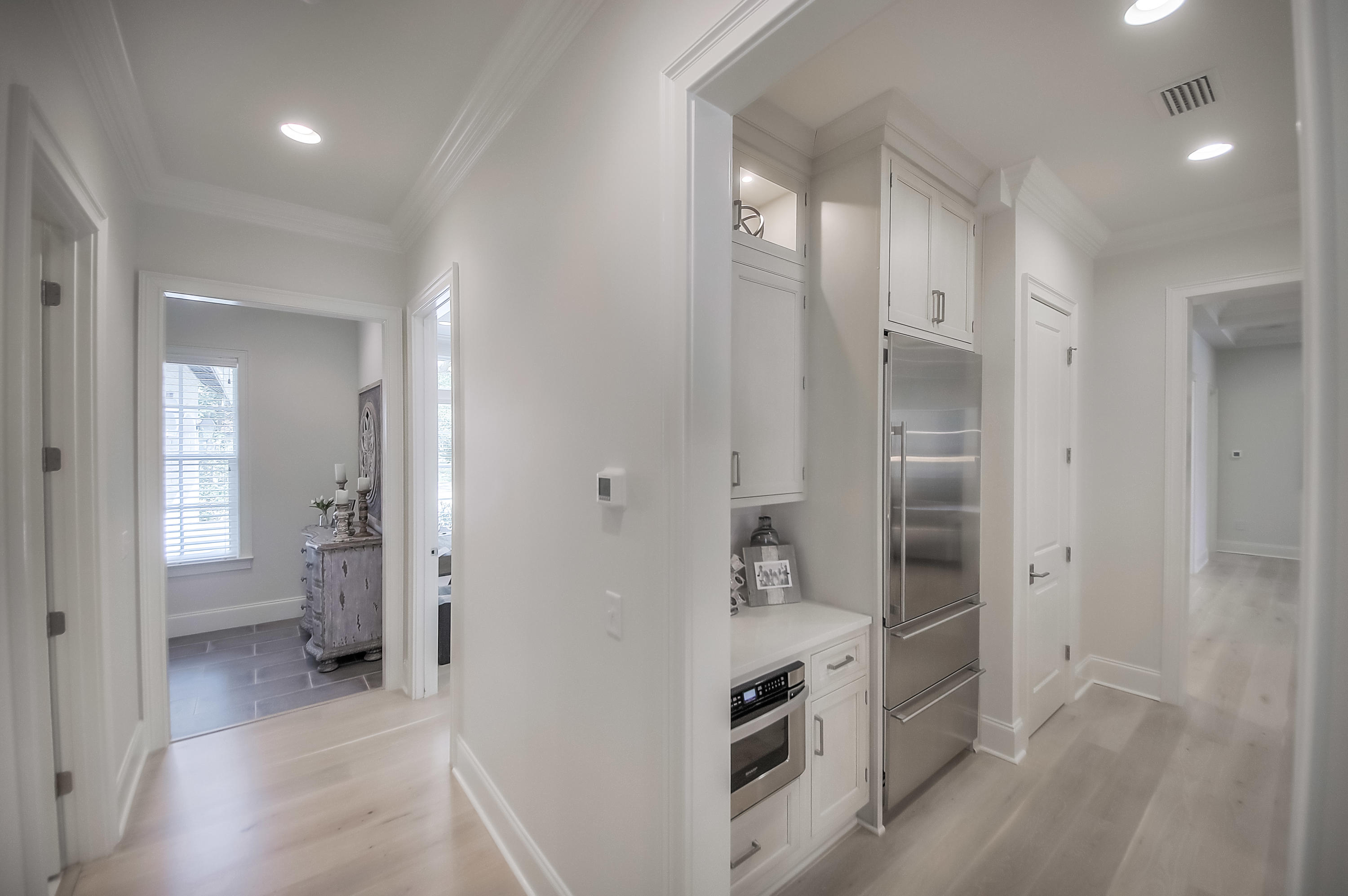 BURNT PINE - Residential