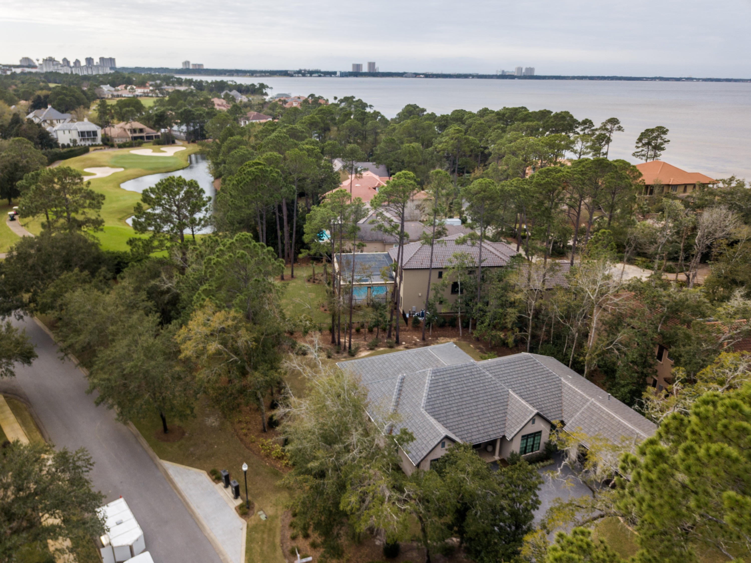 BURNT PINE - Residential