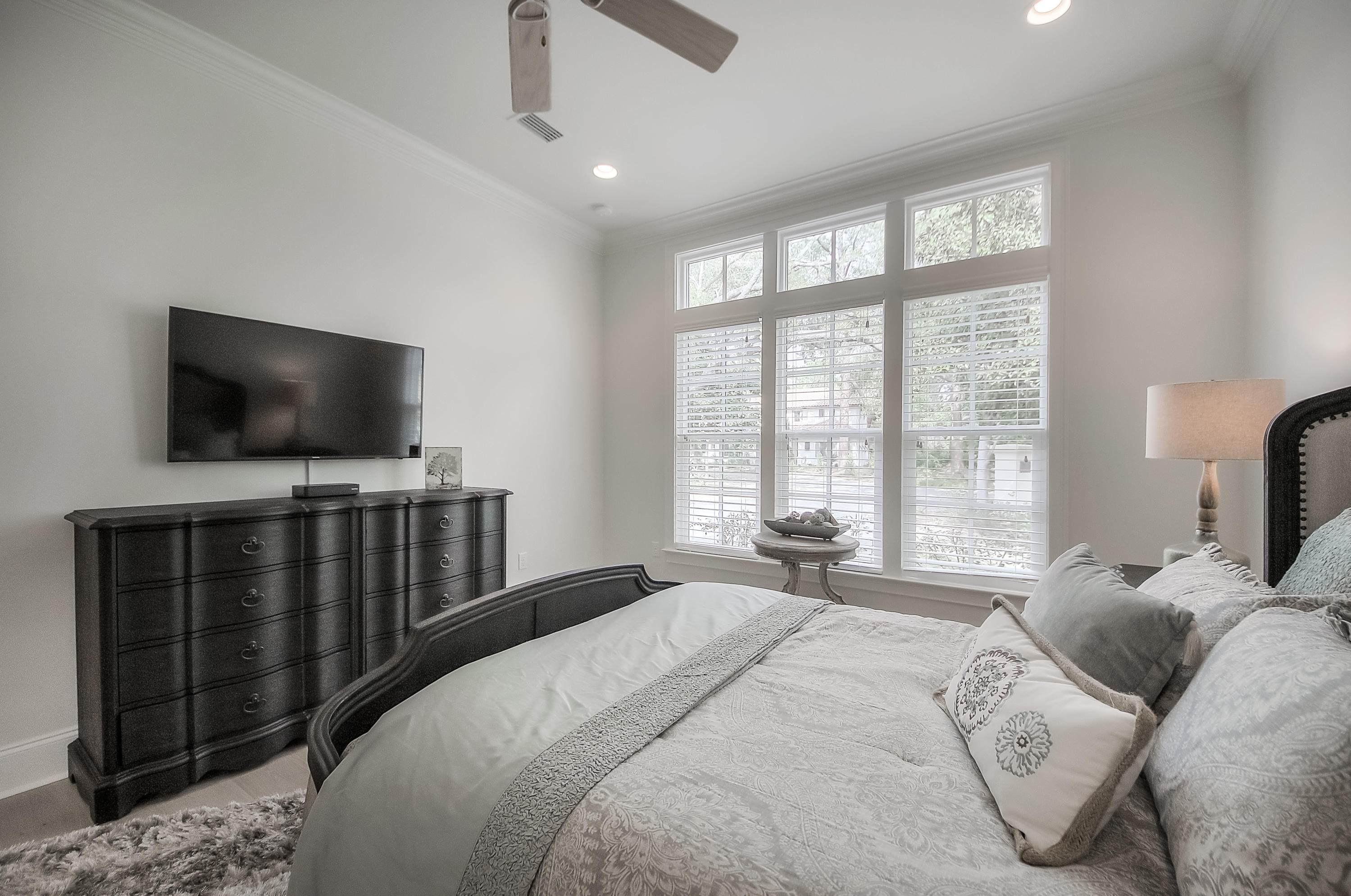 BURNT PINE - Residential