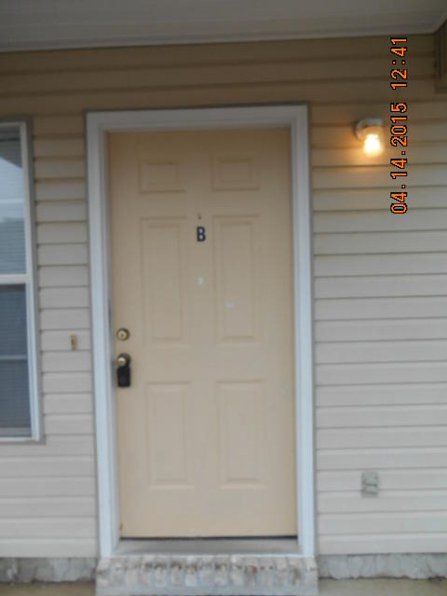 Cute 2 bedroom, 1 bath apartment. No pets allowed and no smoking inside unit. Lawn care will be provided by owner.