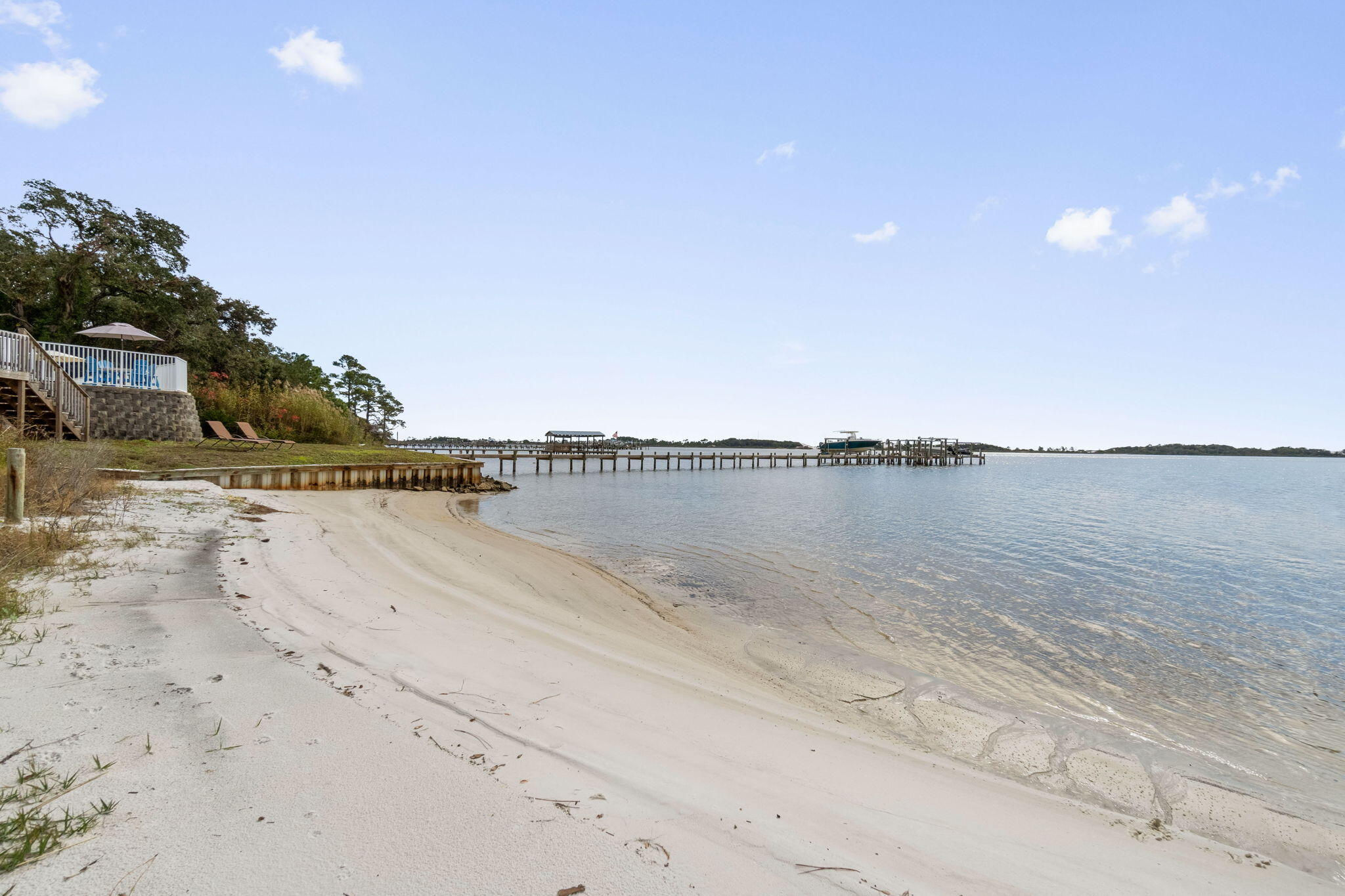 RUM ISLAND CONDOMINIUM - Residential