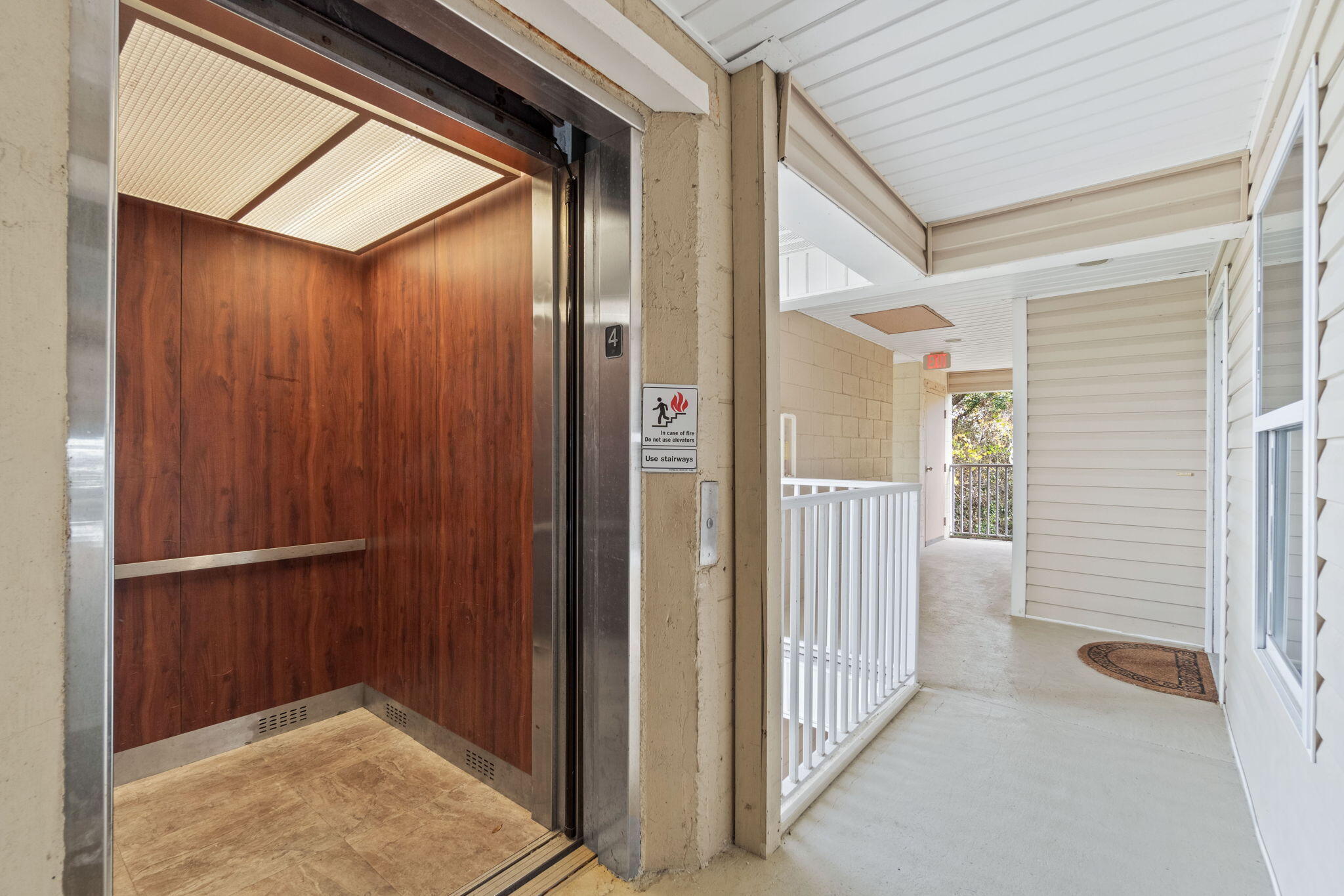 RUM ISLAND CONDOMINIUM - Residential