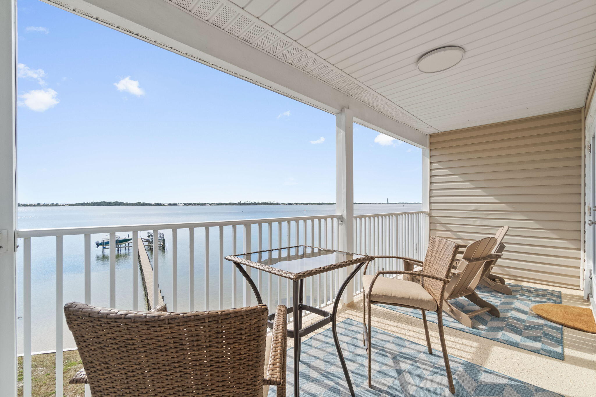 RUM ISLAND CONDOMINIUM - Residential