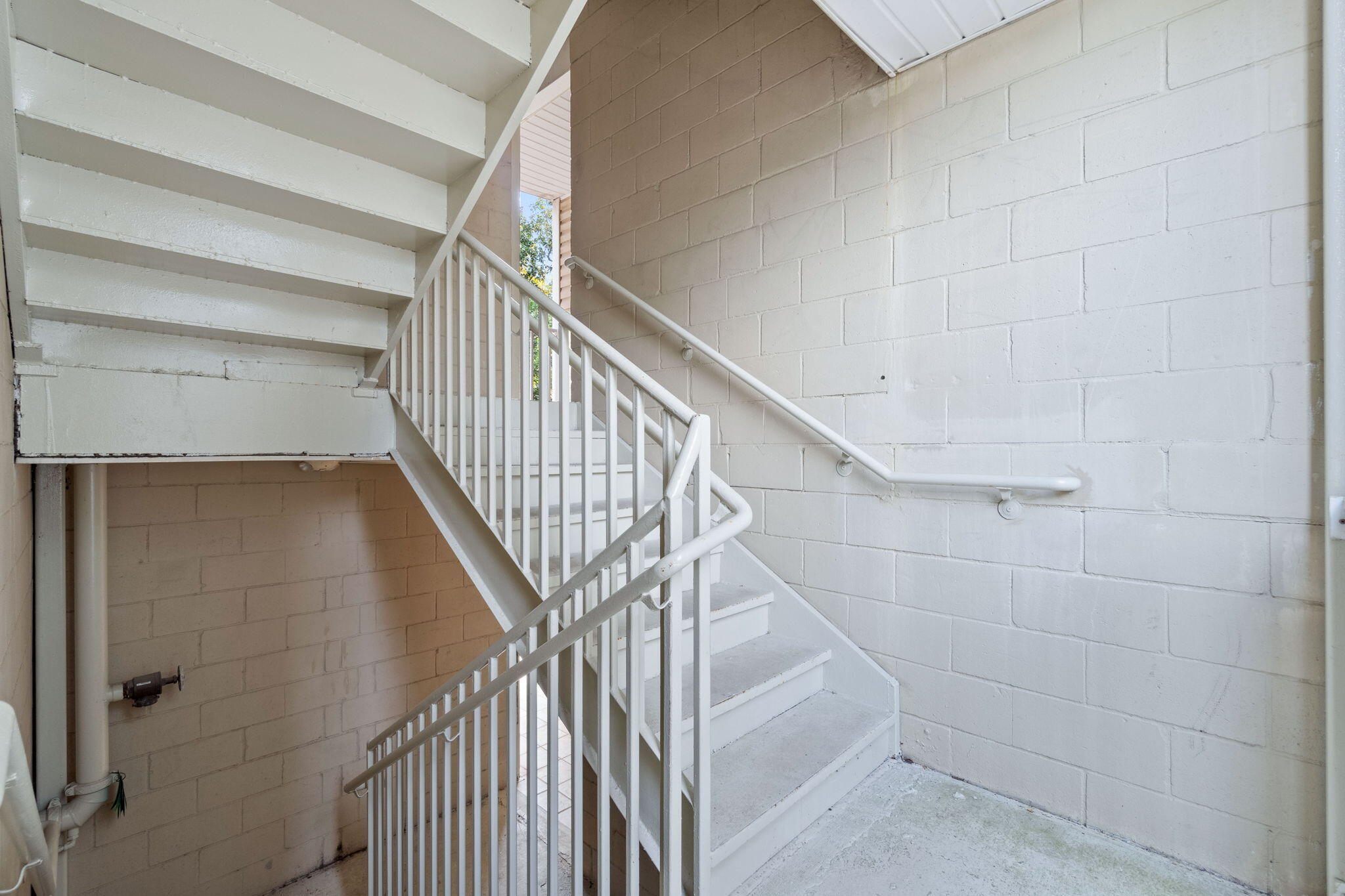 RUM ISLAND CONDOMINIUM - Residential