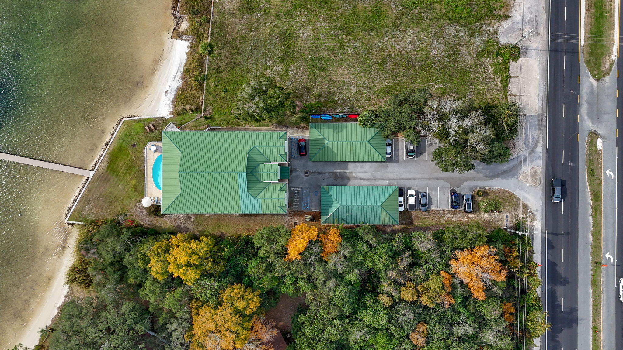 RUM ISLAND CONDOMINIUM - Residential