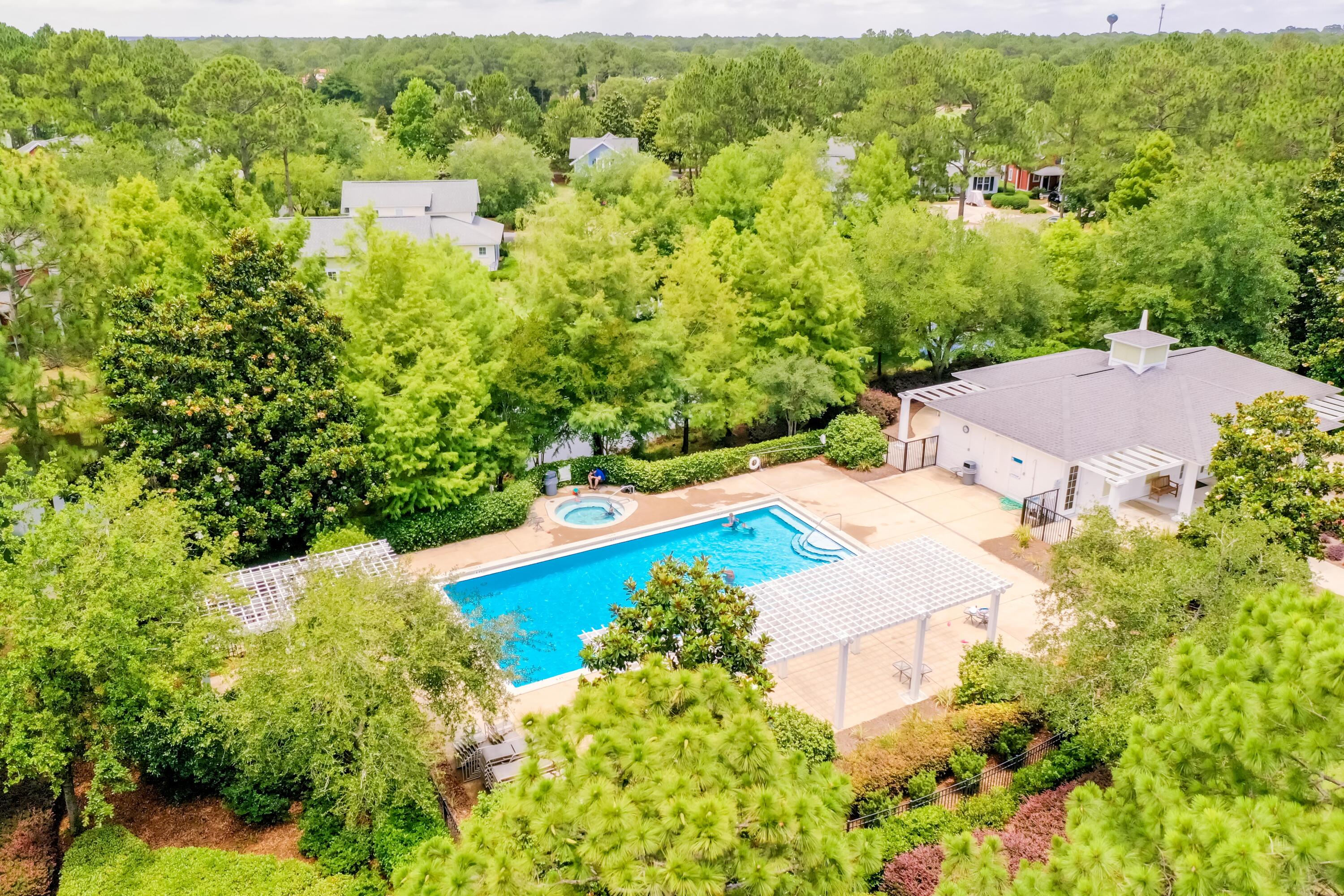 LAUREL GROVE - Residential