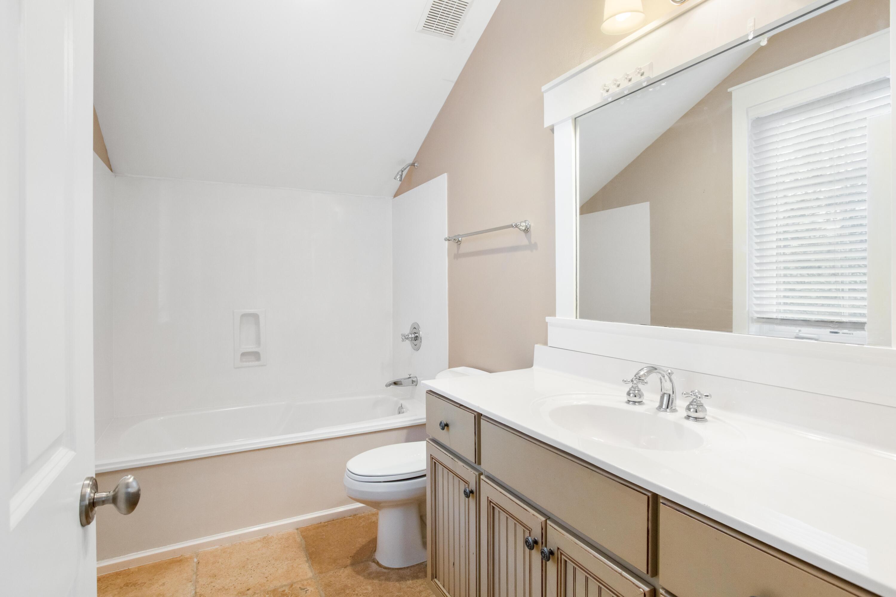 LAUREL GROVE - Residential