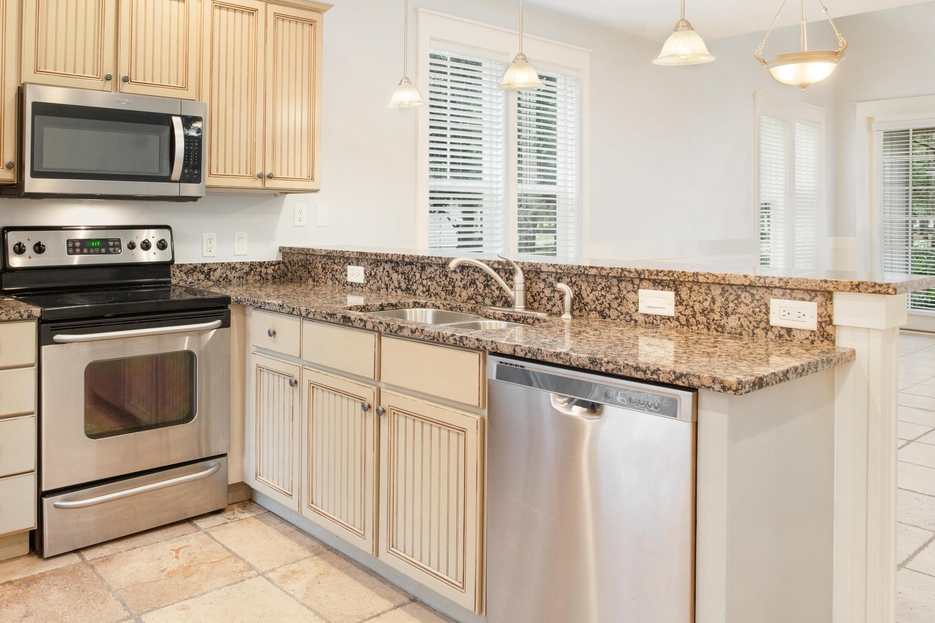 LAUREL GROVE - Residential