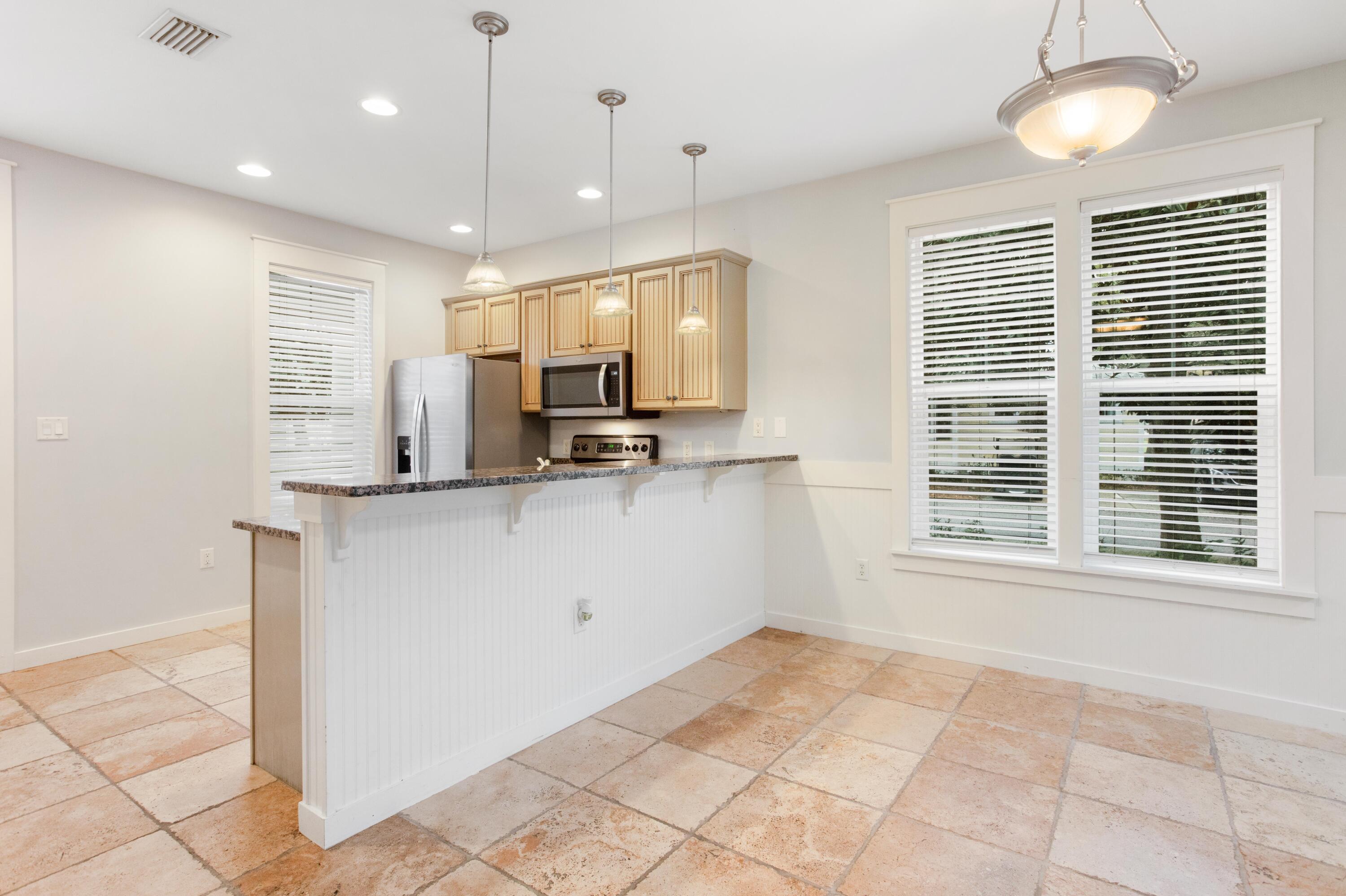 LAUREL GROVE - Residential