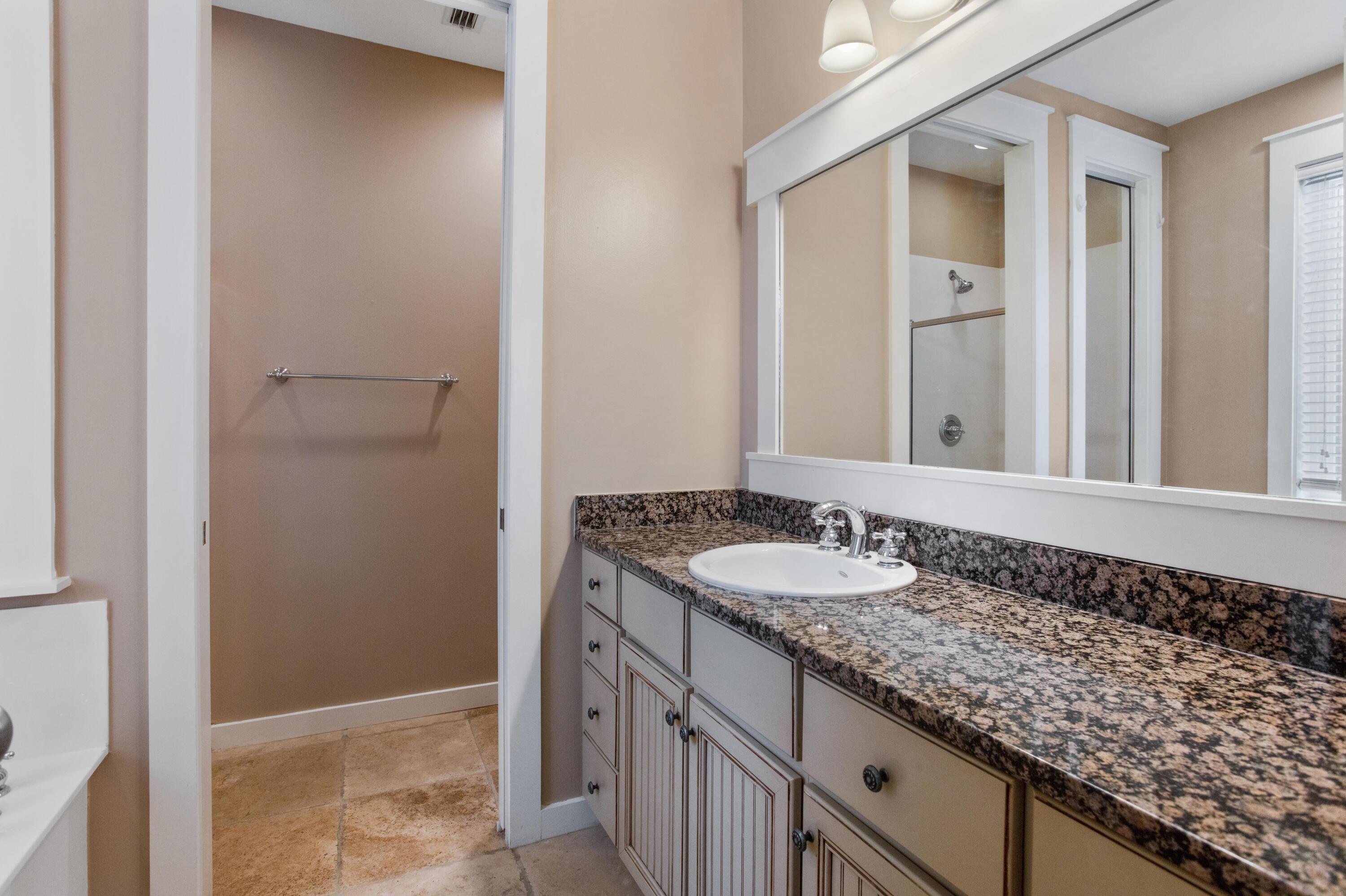 LAUREL GROVE - Residential