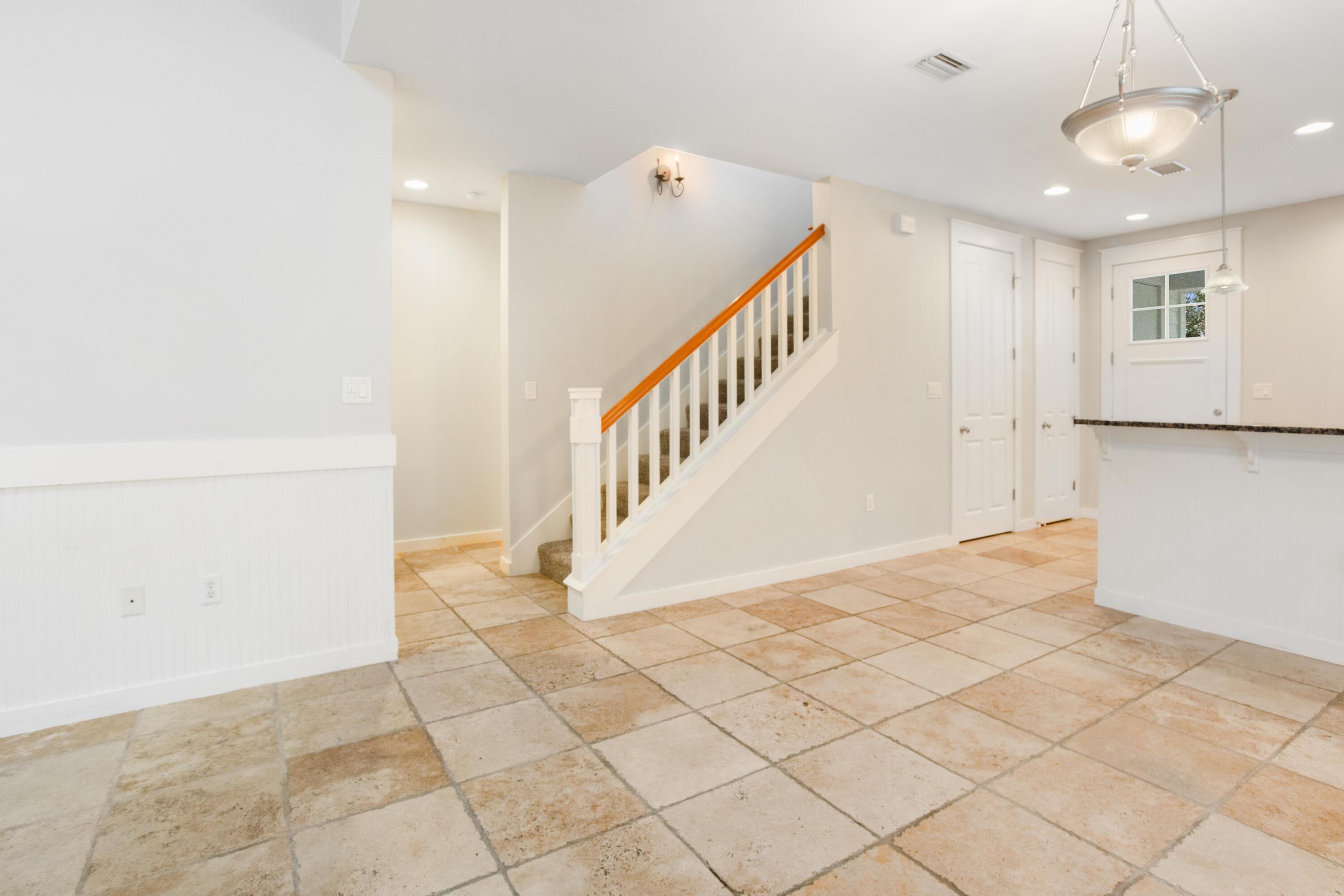 LAUREL GROVE - Residential