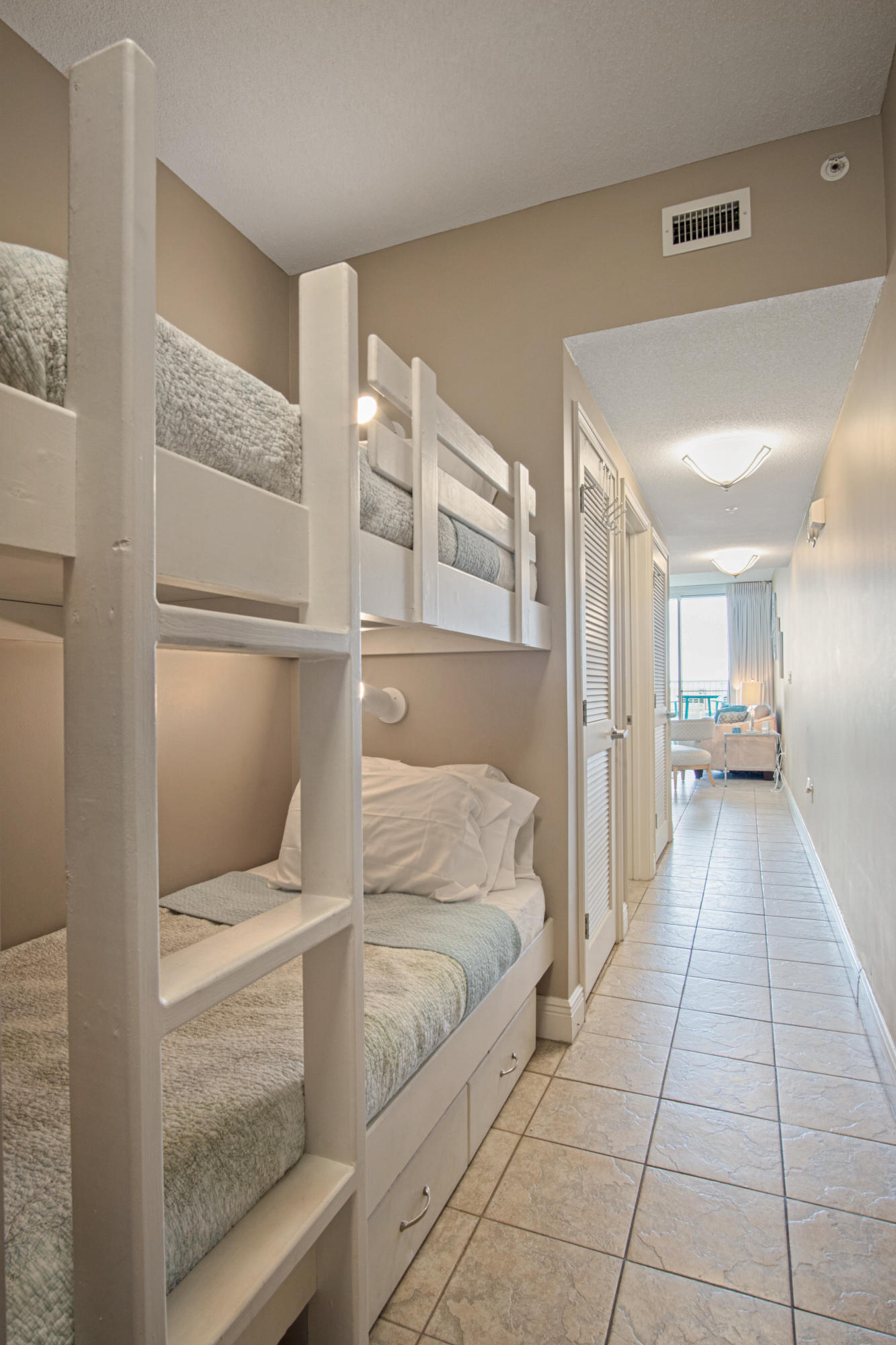 WATERS EDGE - Residential