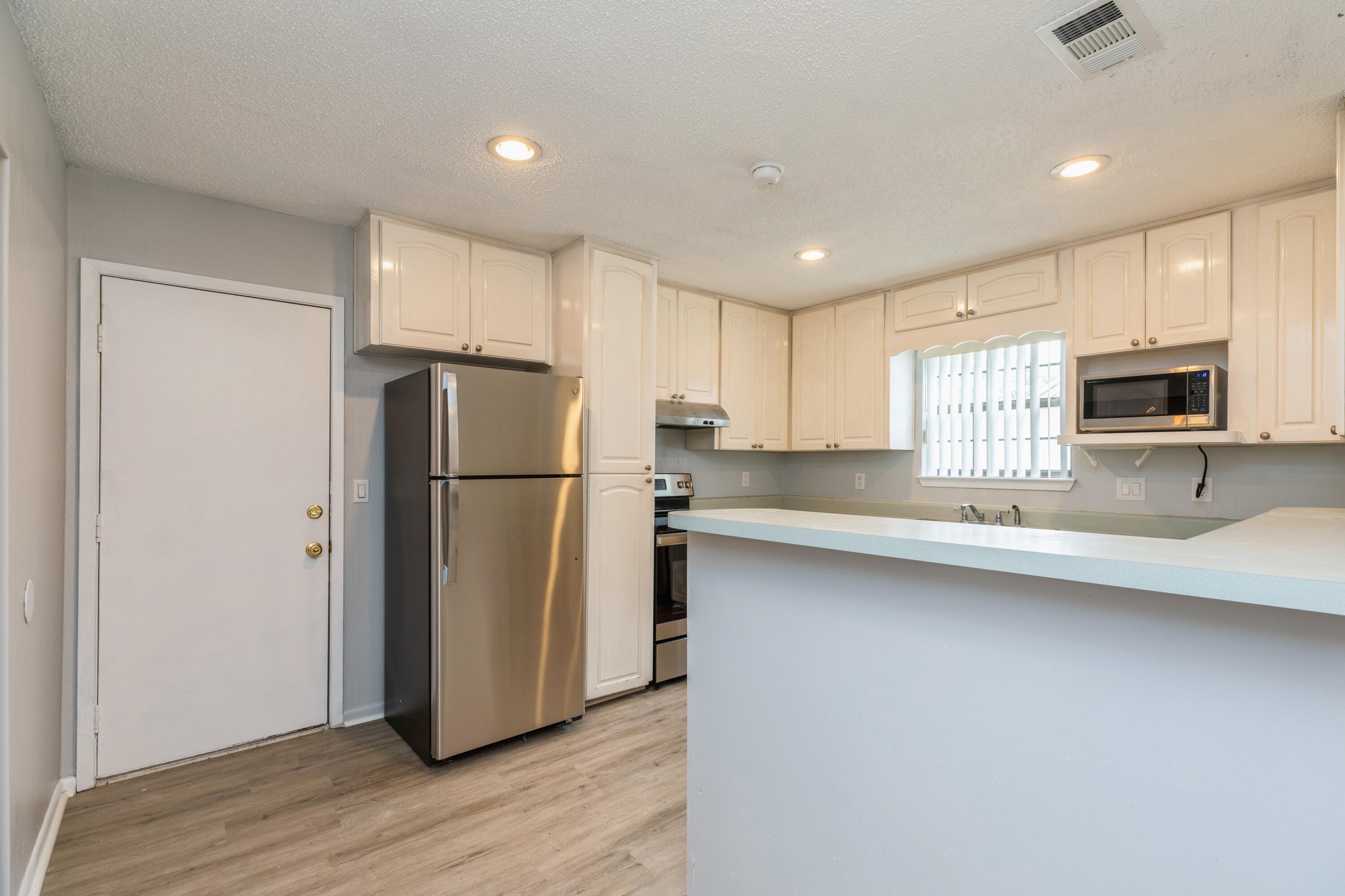 Mary Esther Manor Lot 3 Blk J - Residential