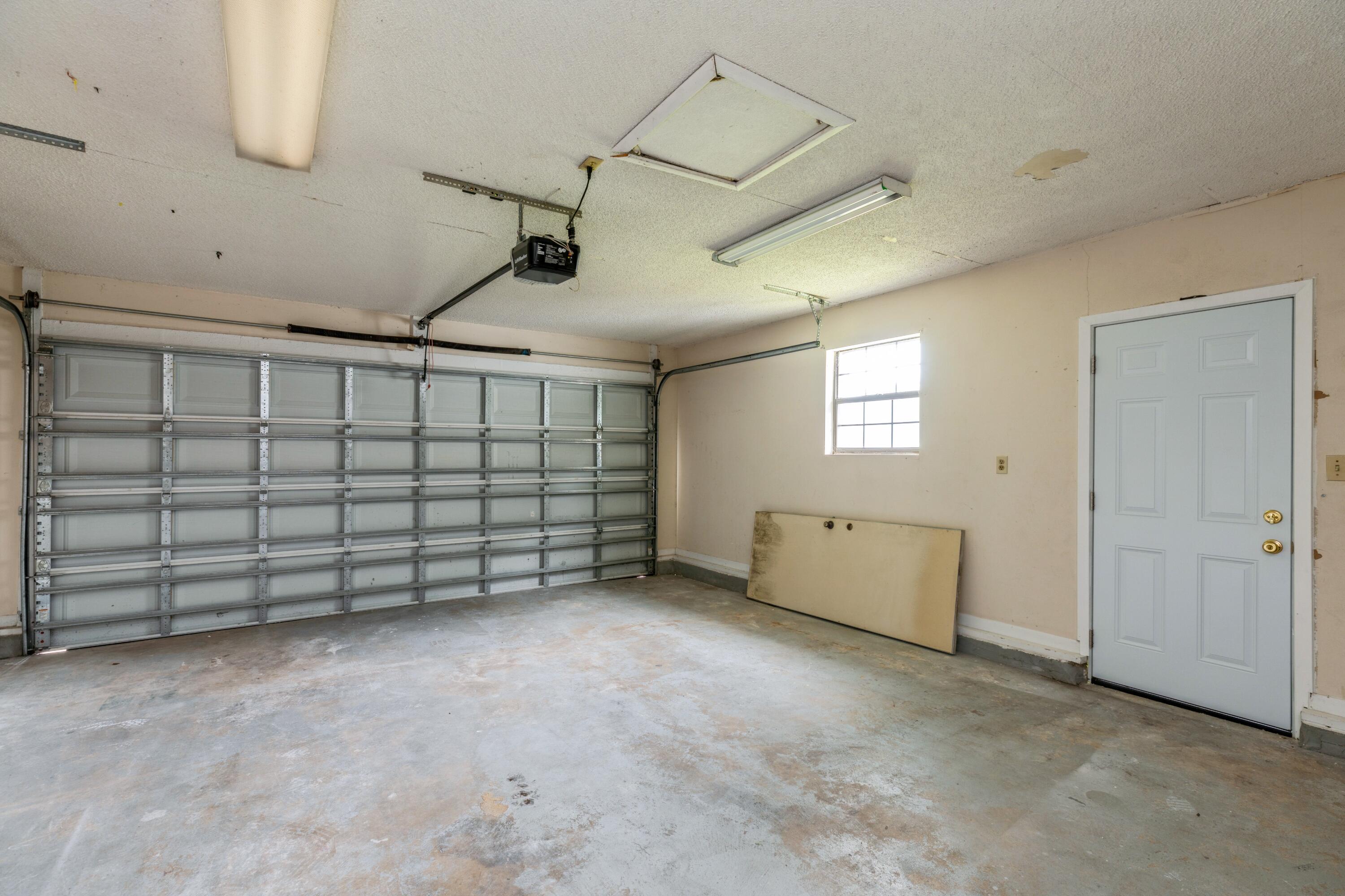 Mary Esther Manor Lot 3 Blk J - Residential