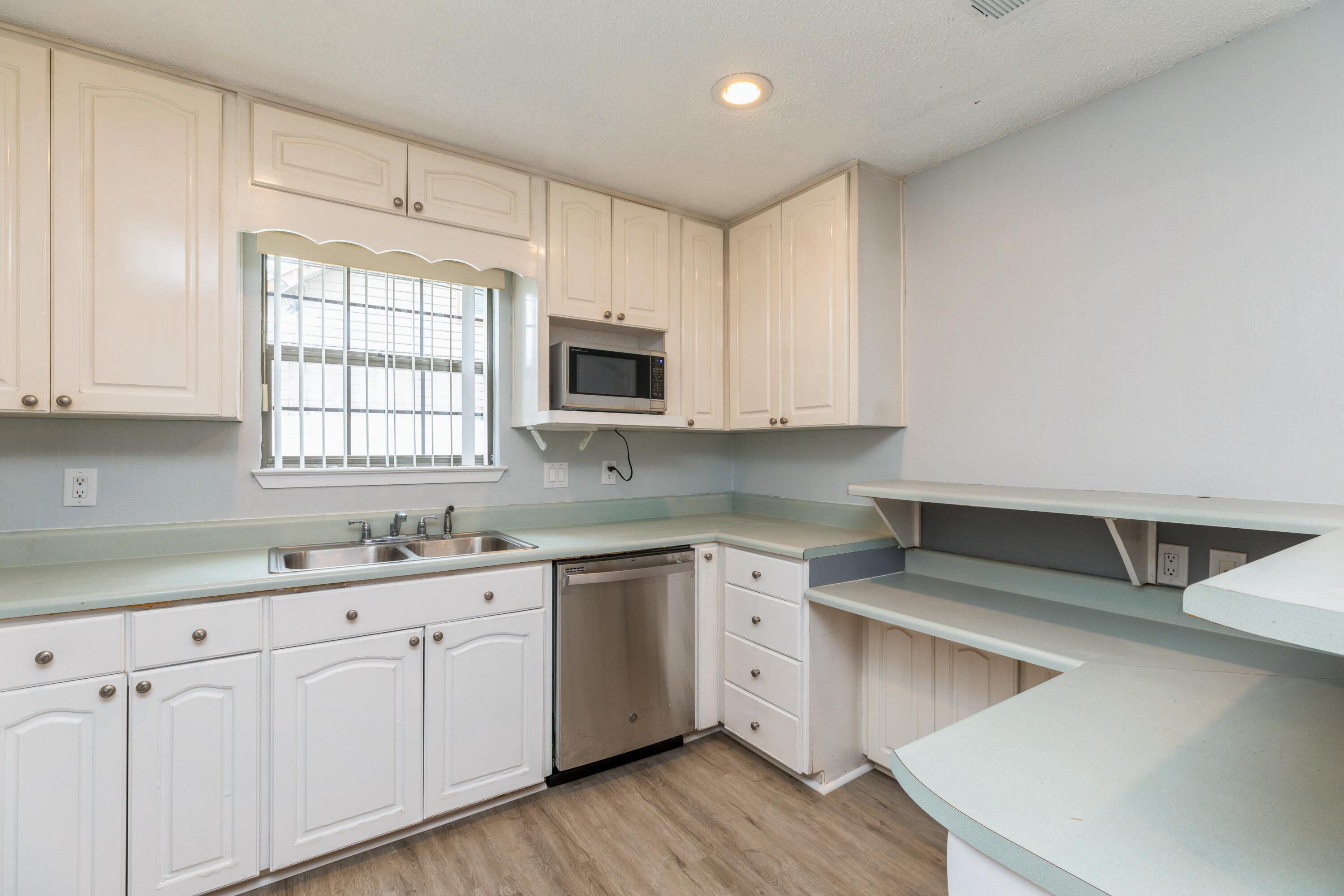 Mary Esther Manor Lot 3 Blk J - Residential