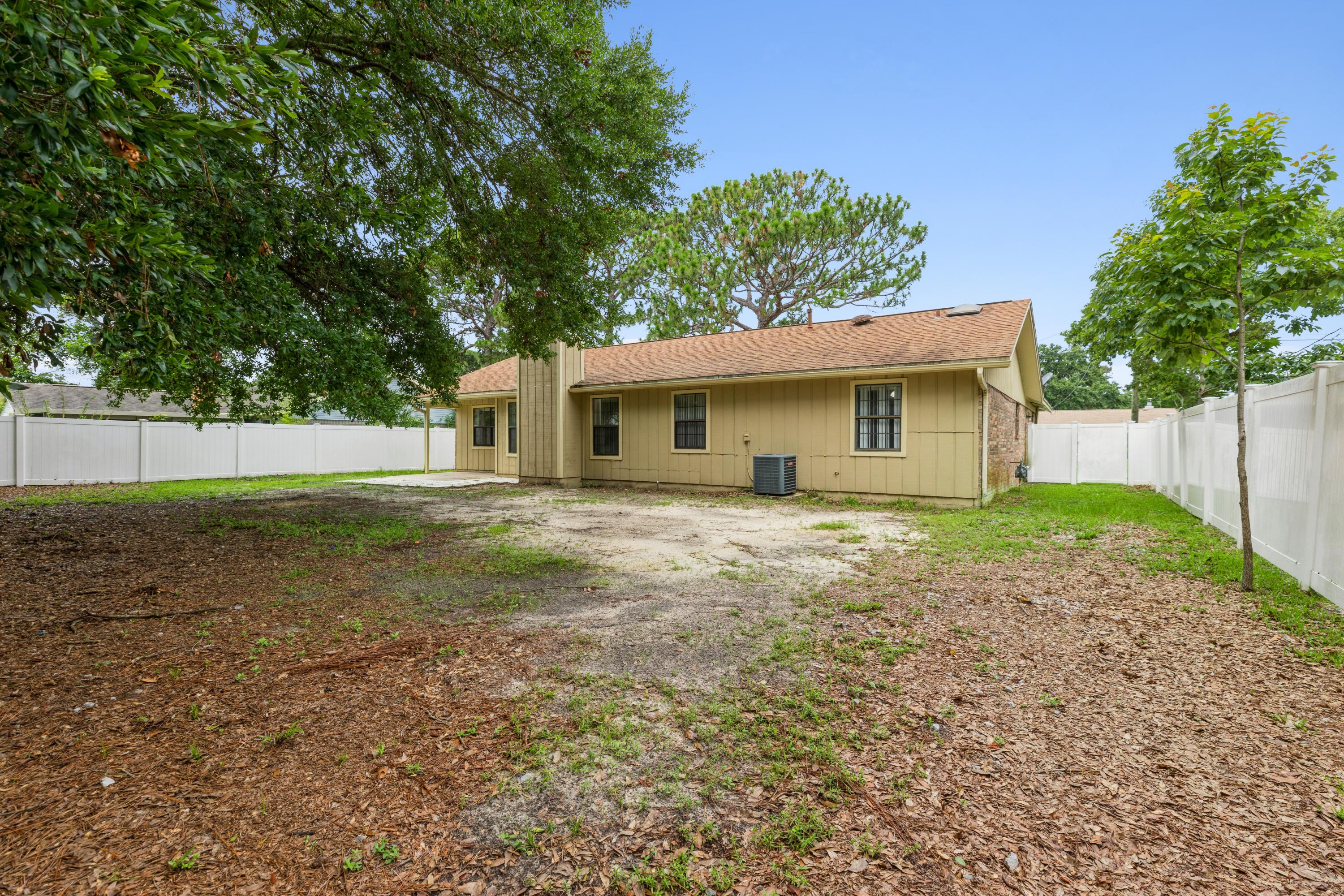 Mary Esther Manor Lot 3 Blk J - Residential