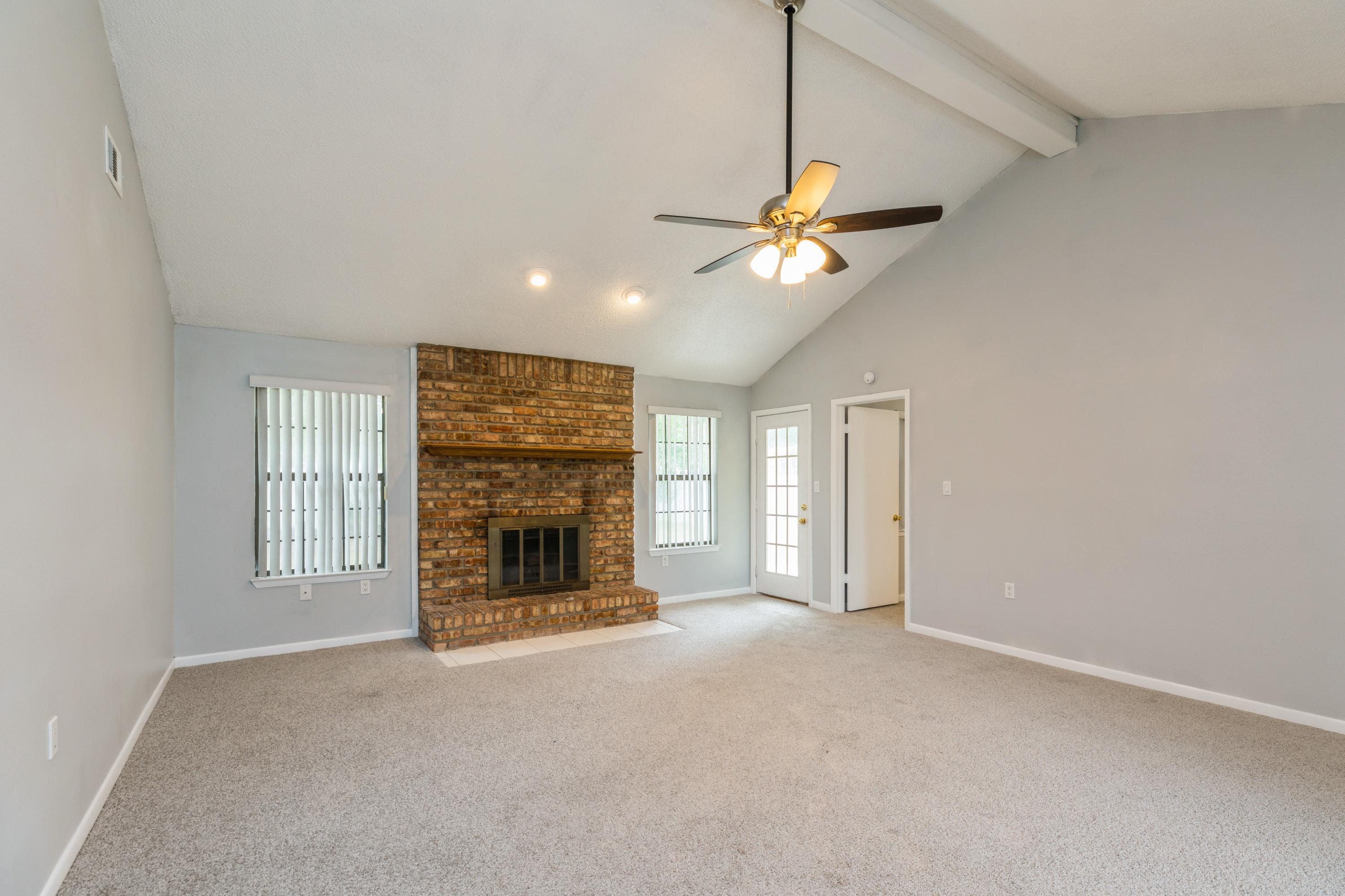 Mary Esther Manor Lot 3 Blk J - Residential
