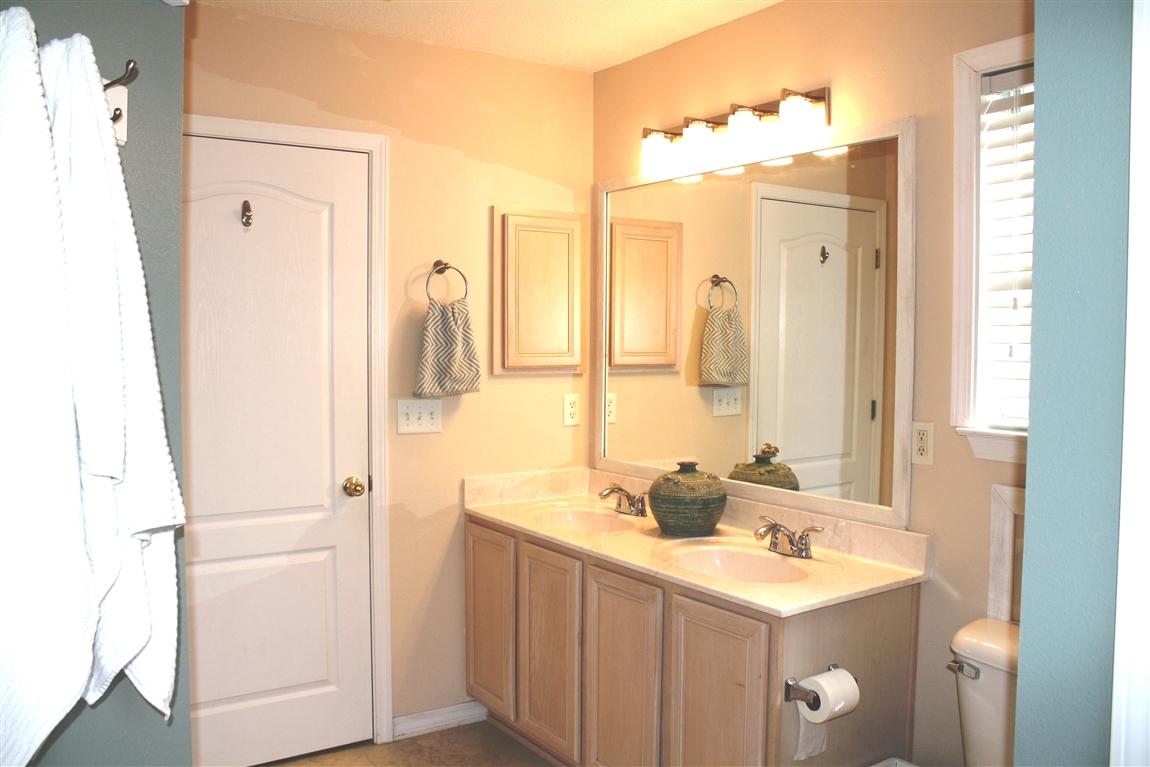 PARADISE RETREAT - Residential