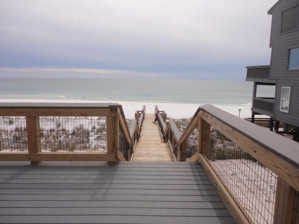 PARADISE RETREAT - Residential