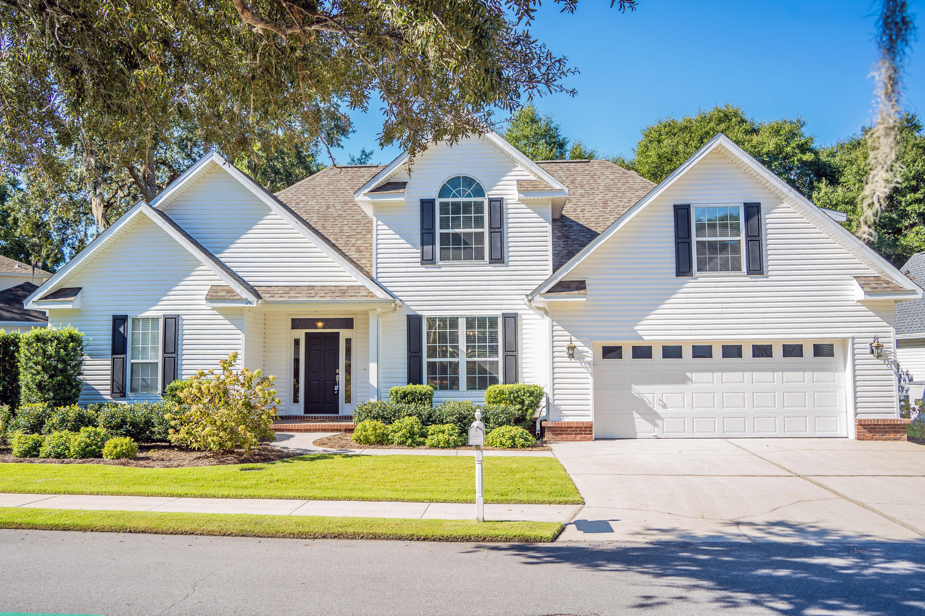 BOLTON'S LANDING - Residential