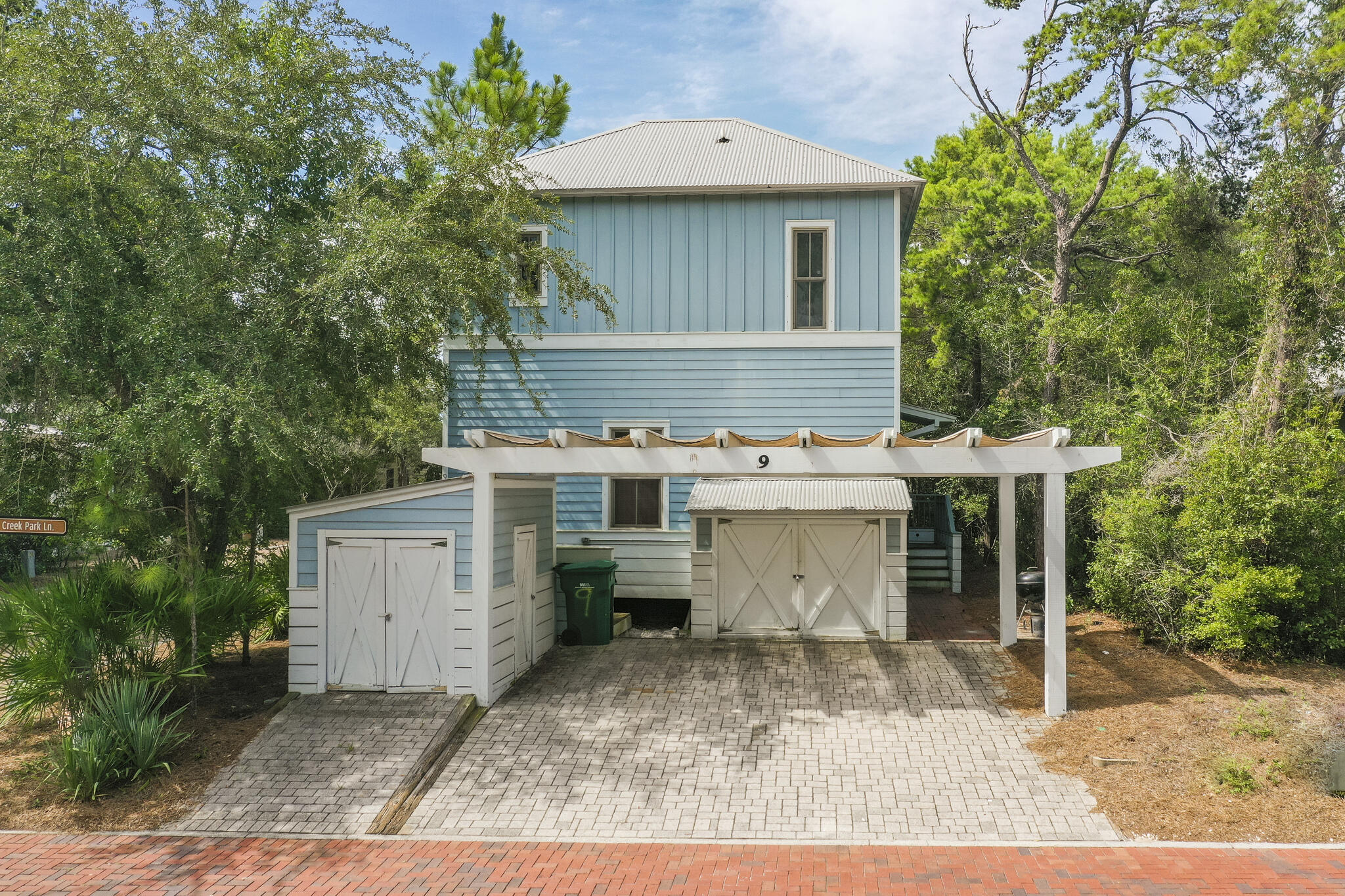 MAGNOLIA COTTAGES - Residential