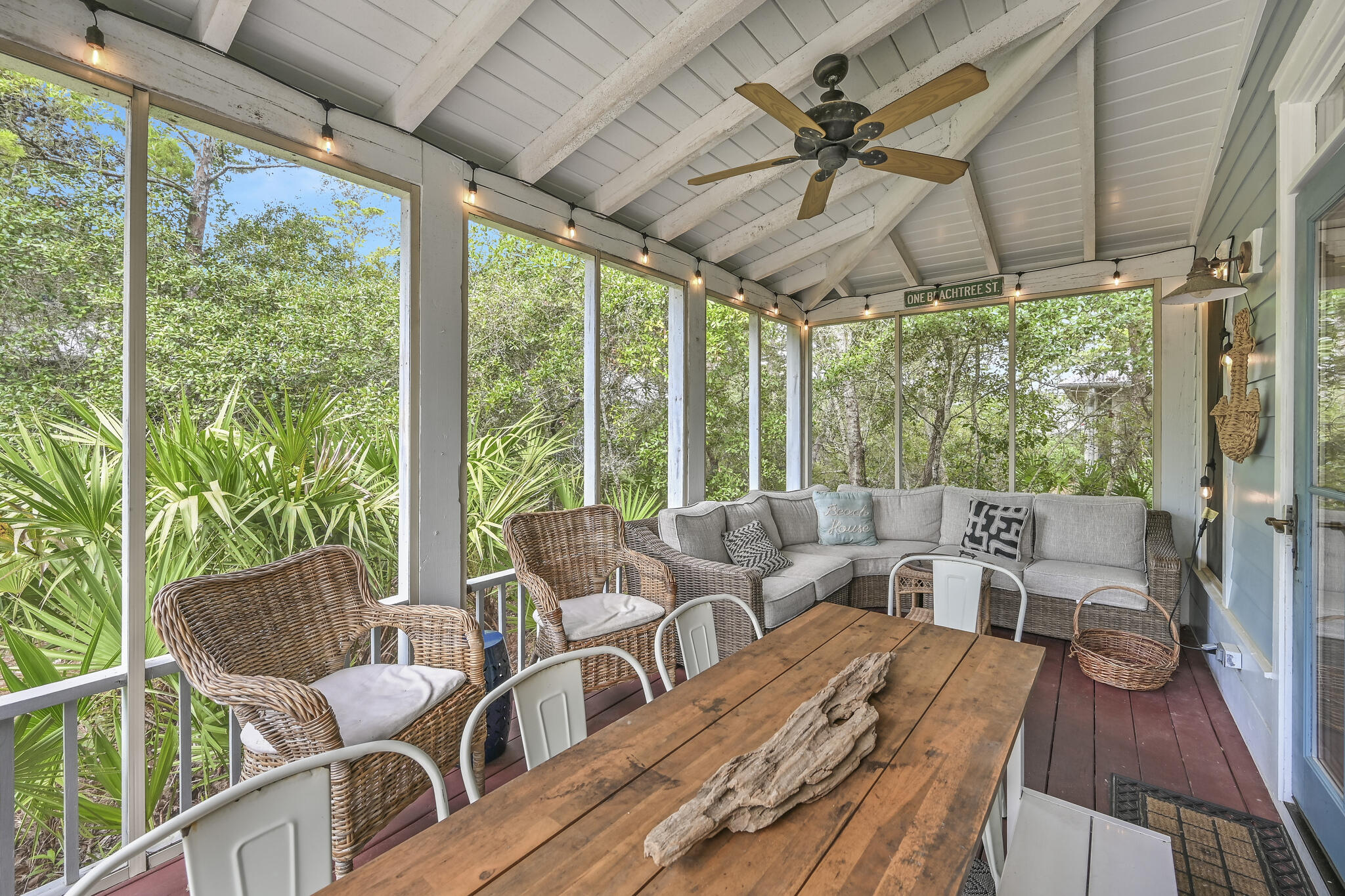 MAGNOLIA COTTAGES - Residential