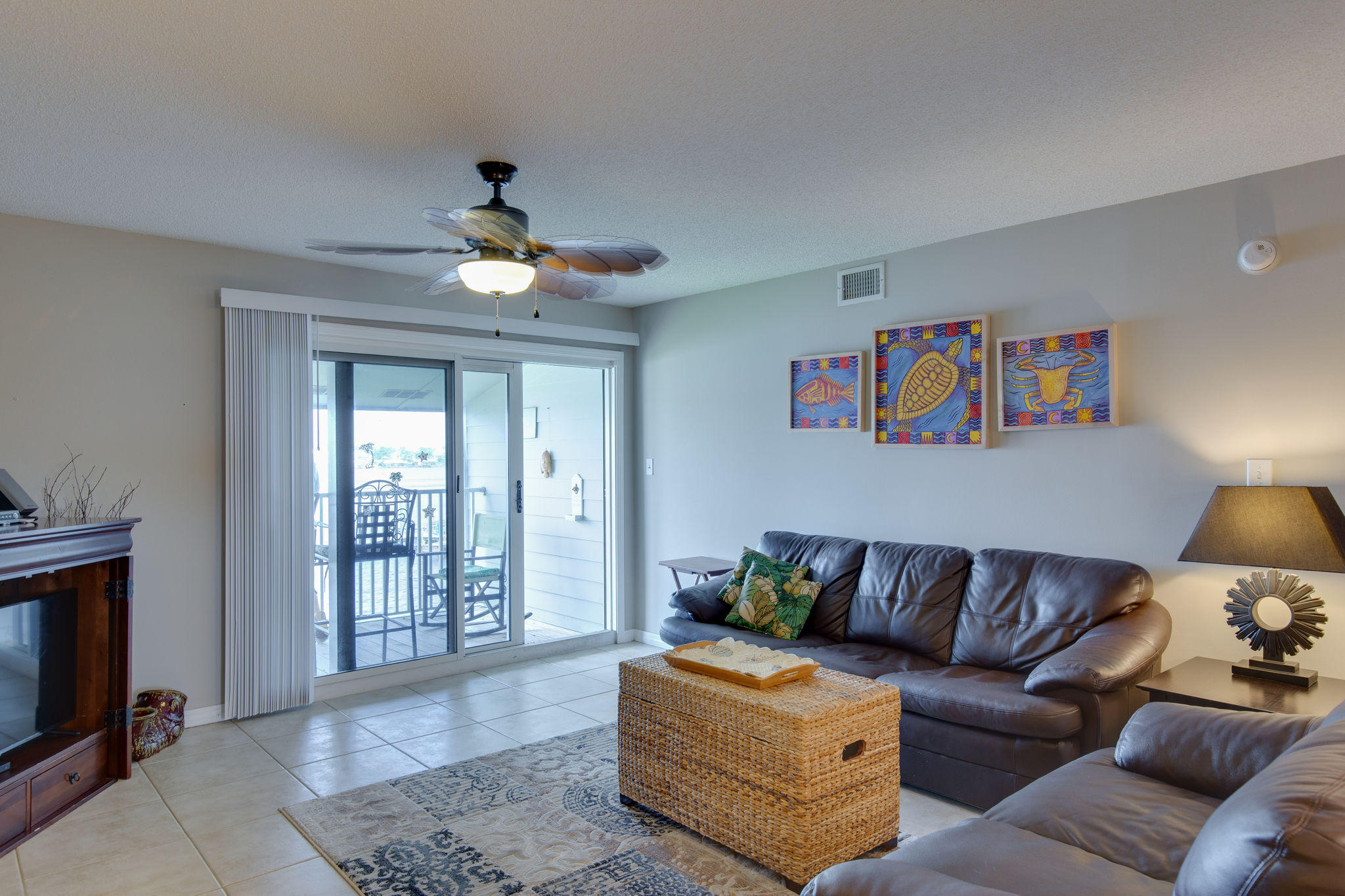 SUNDOWN CONDO - Residential