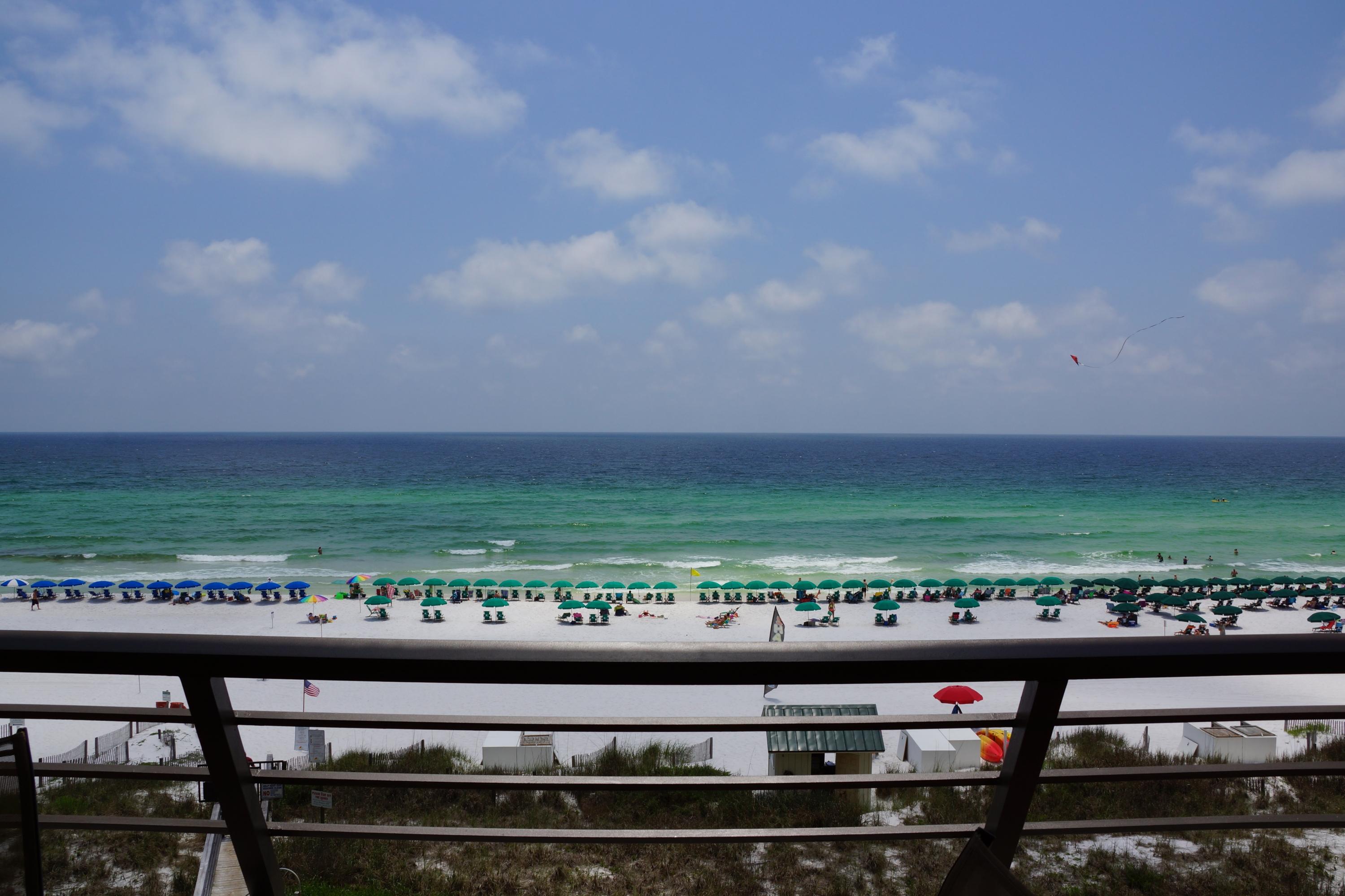 EMERALD TOWERS CONDO - Residential