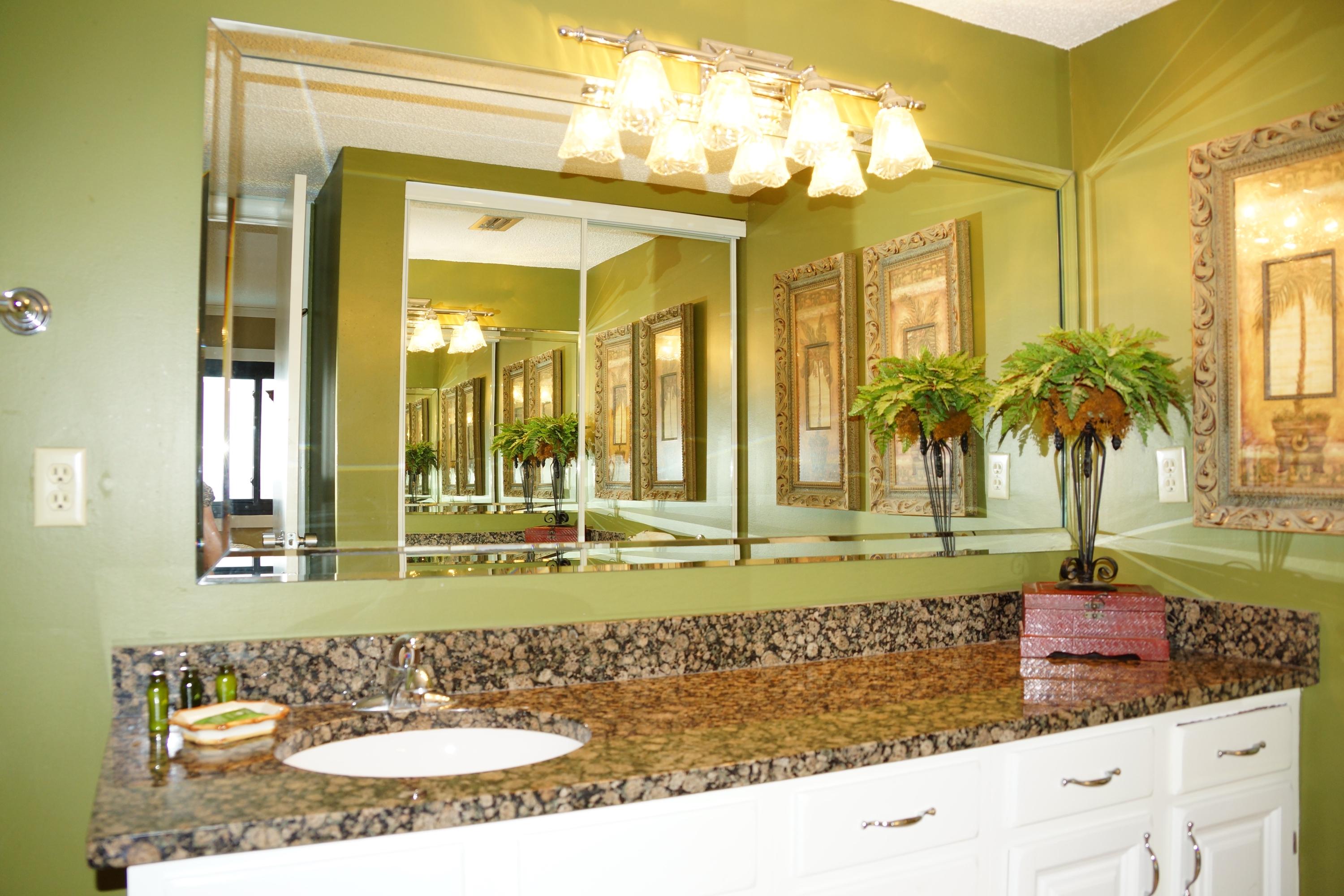 EMERALD TOWERS CONDO - Residential