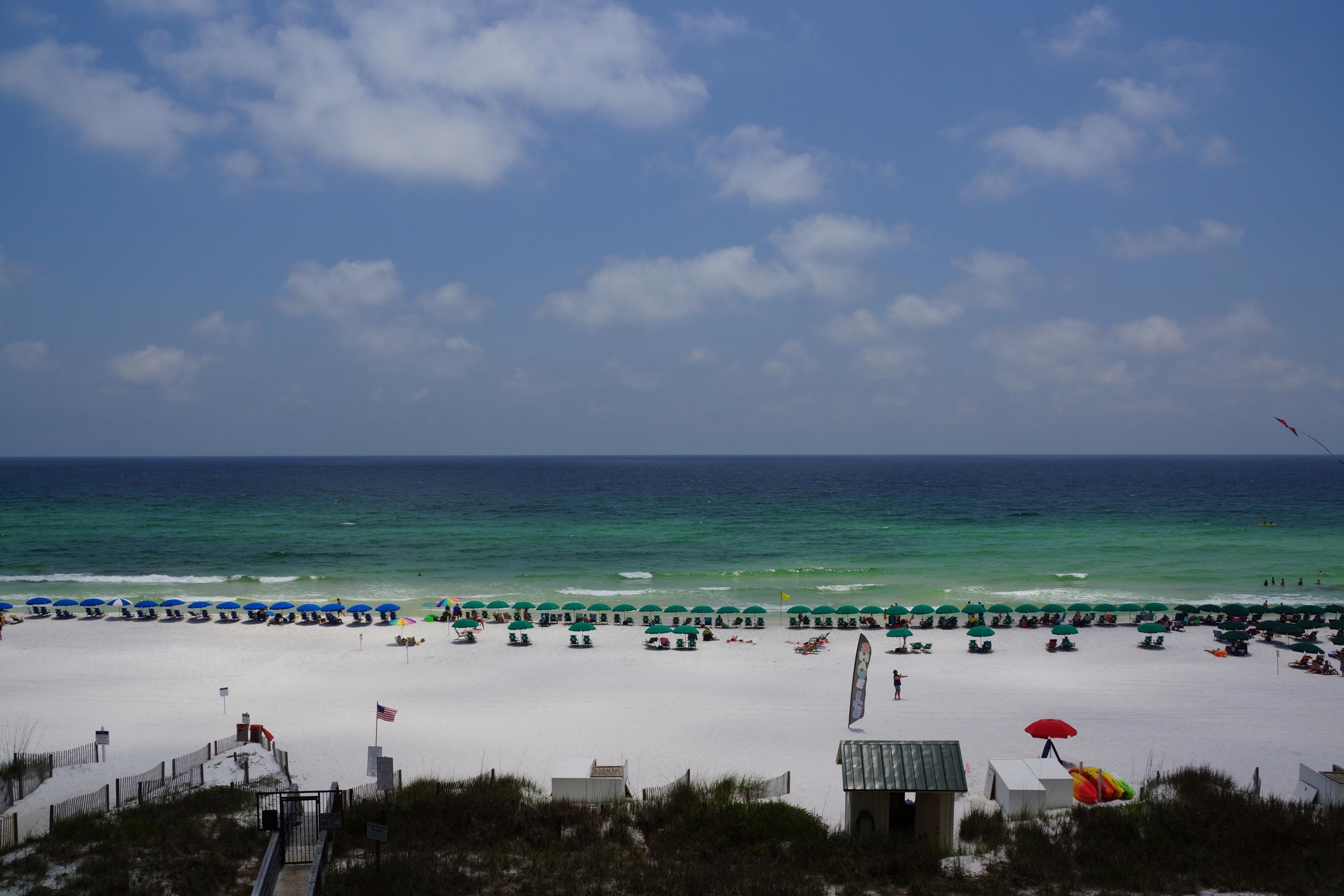 EMERALD TOWERS CONDO - Residential