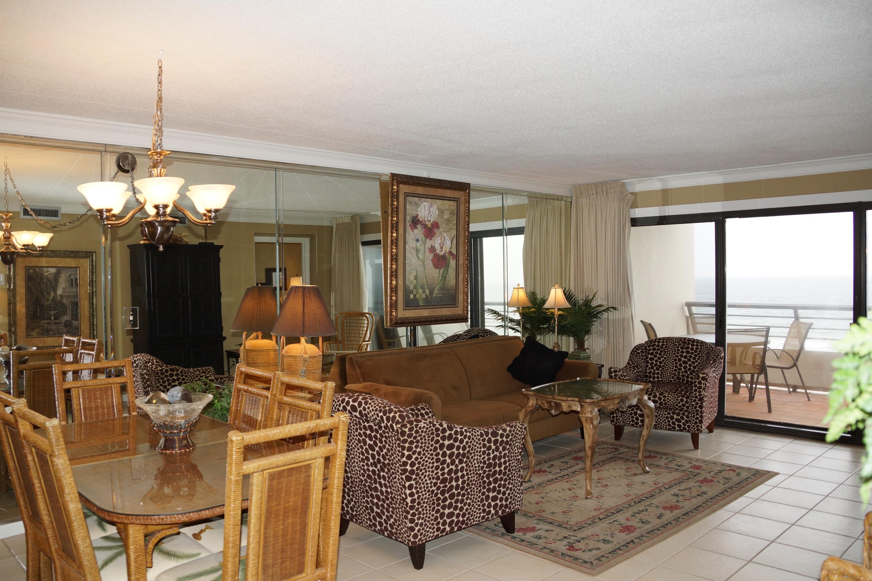 EMERALD TOWERS CONDO - Residential