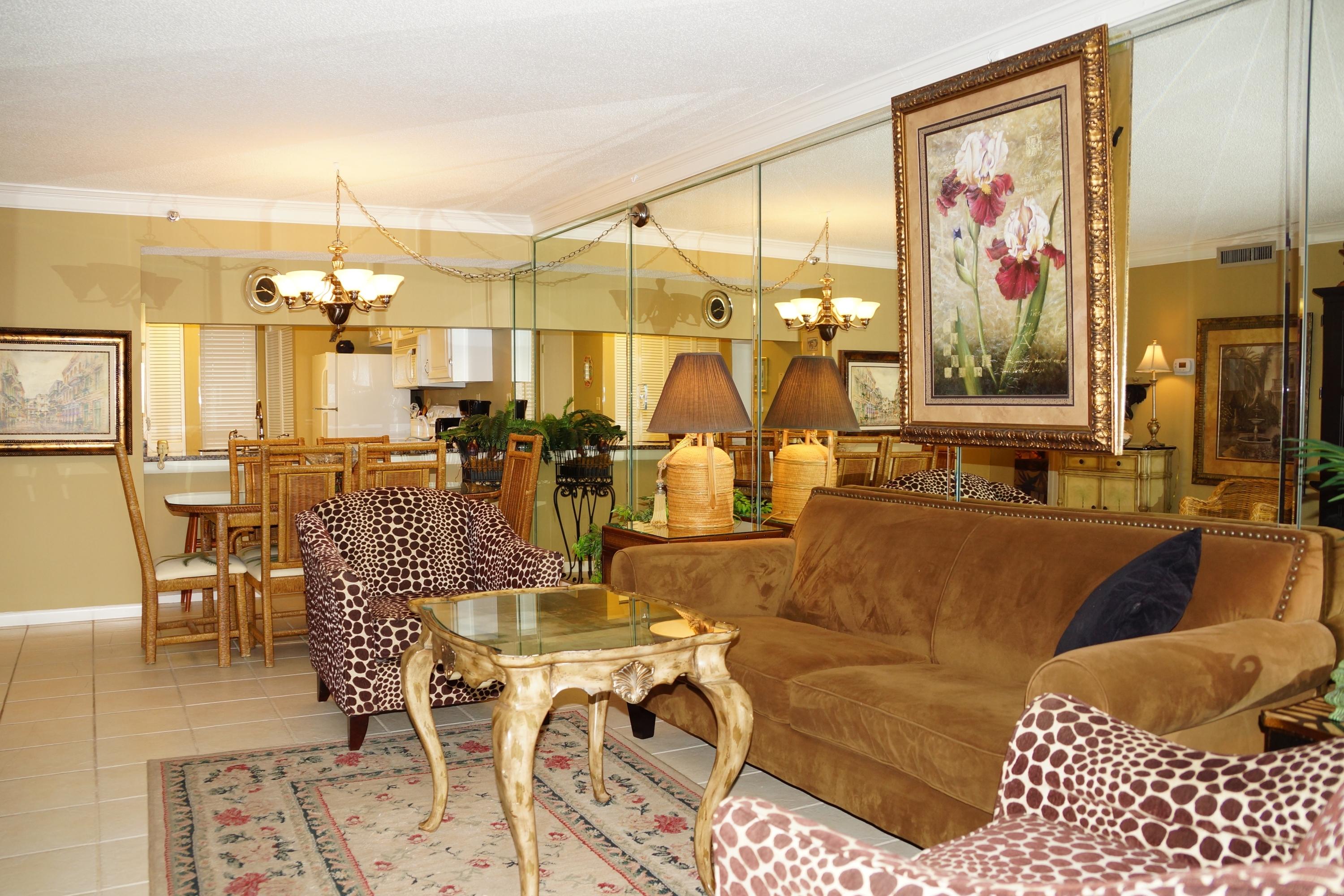 EMERALD TOWERS CONDO - Residential