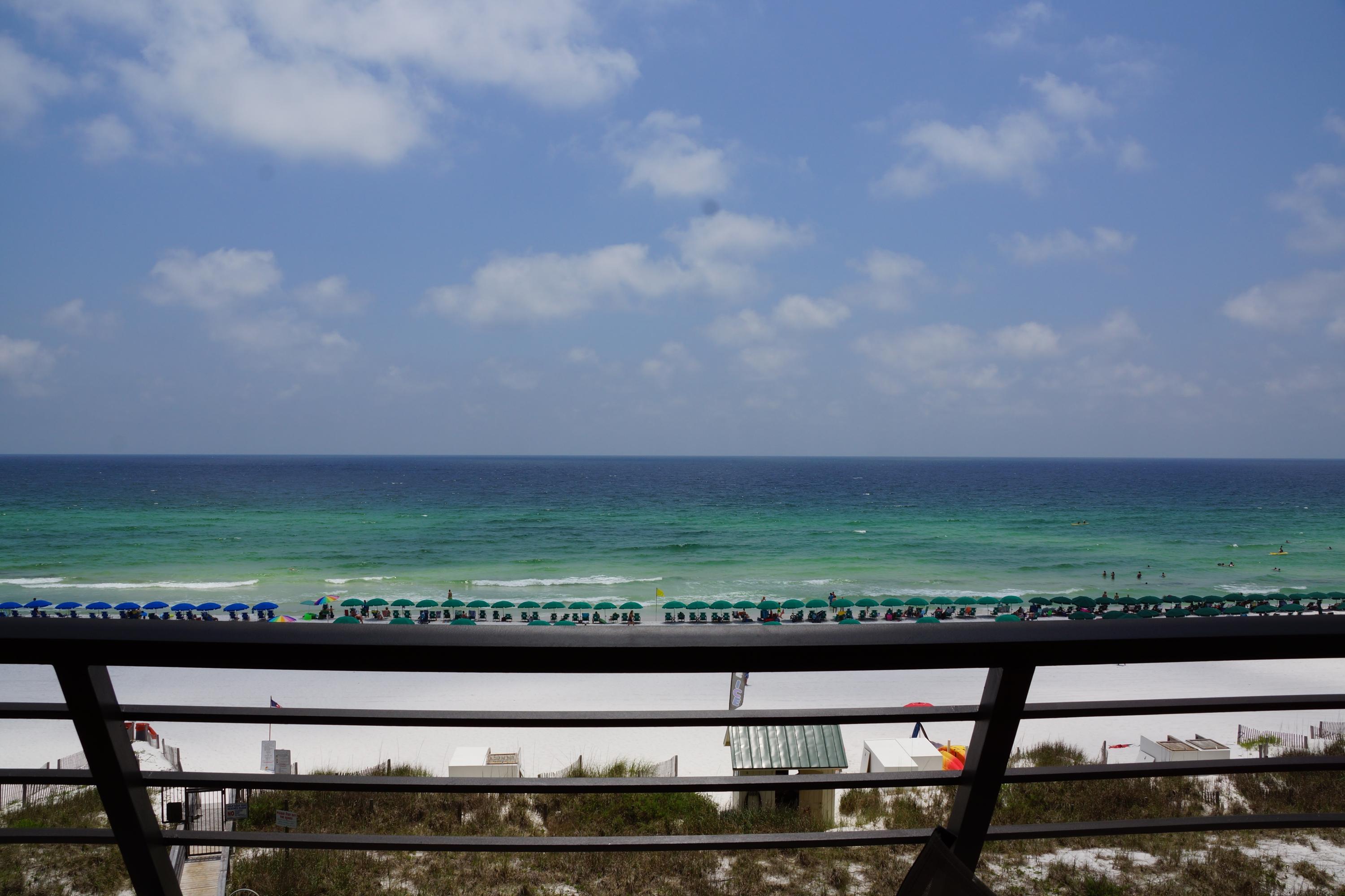 EMERALD TOWERS CONDO - Residential