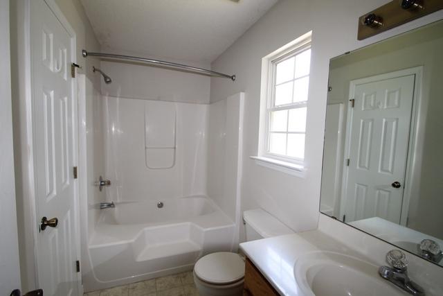 OAKDALE MINI FARMS - Residential