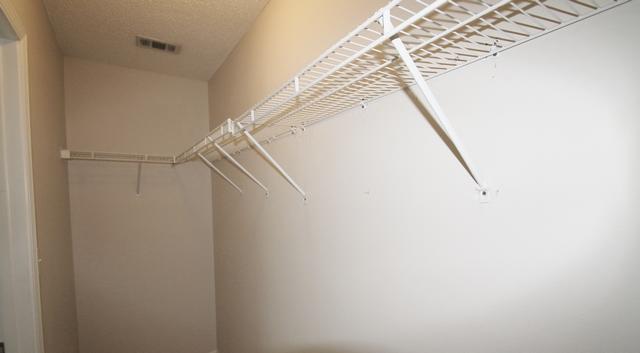 OAKDALE MINI FARMS - Residential