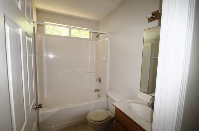 OAKDALE MINI FARMS - Residential