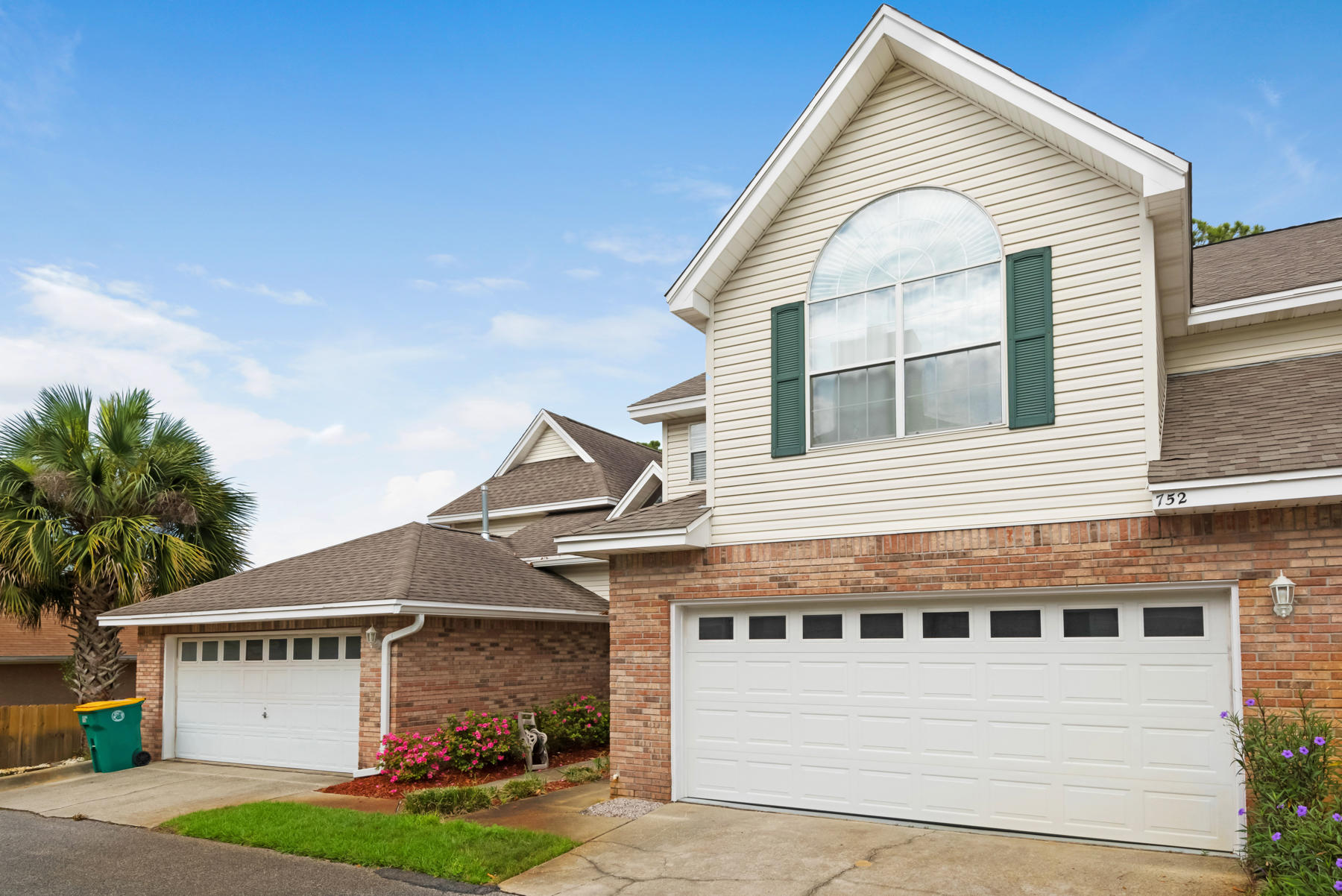 SNAPPER COVE T/H - Residential