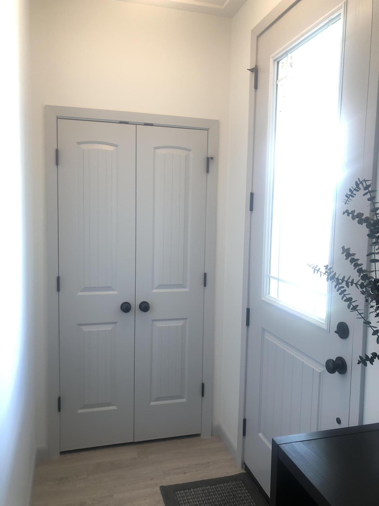 DIXON S/D - Residential Lease