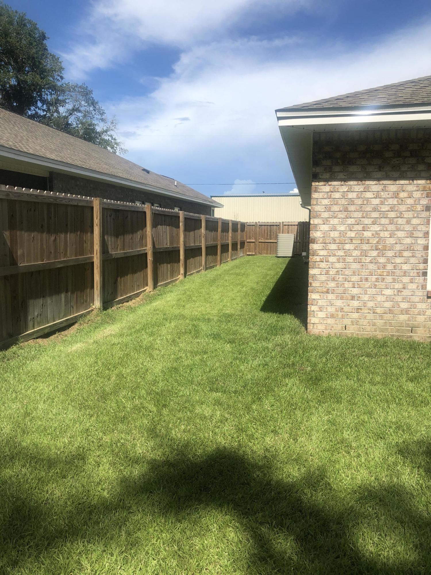 DIXON S/D - Residential Lease