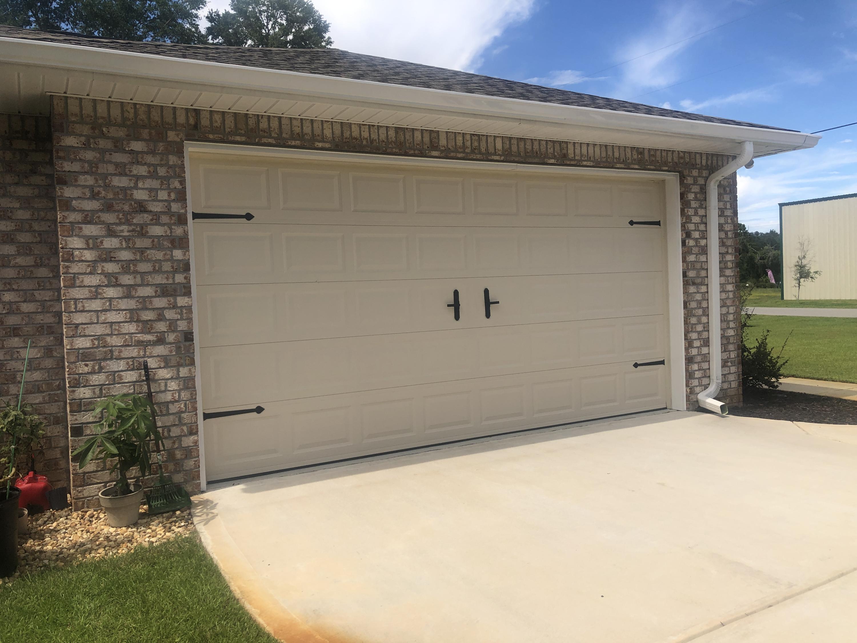 DIXON S/D - Residential Lease