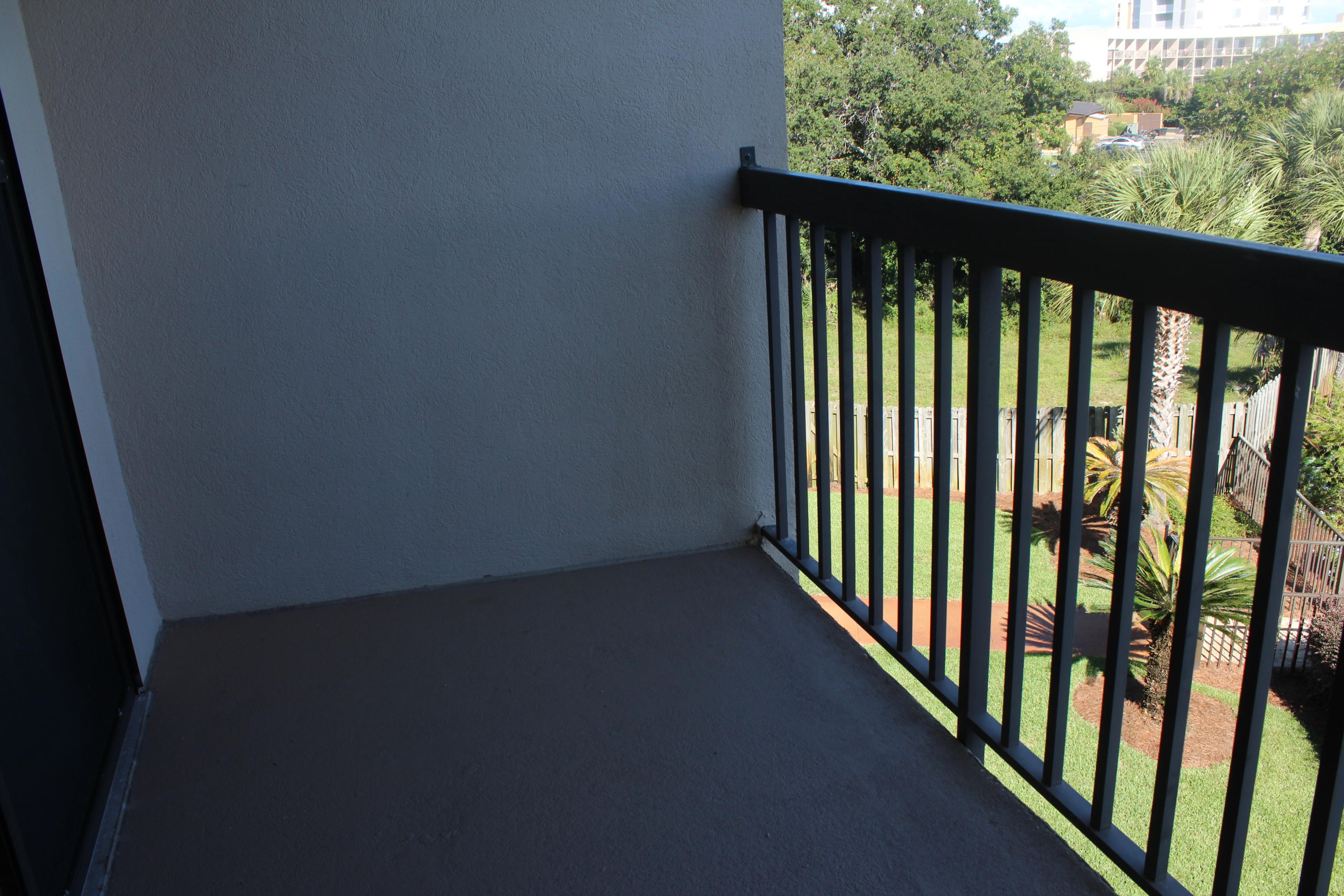 PIRATES BAY PH 1 - Residential