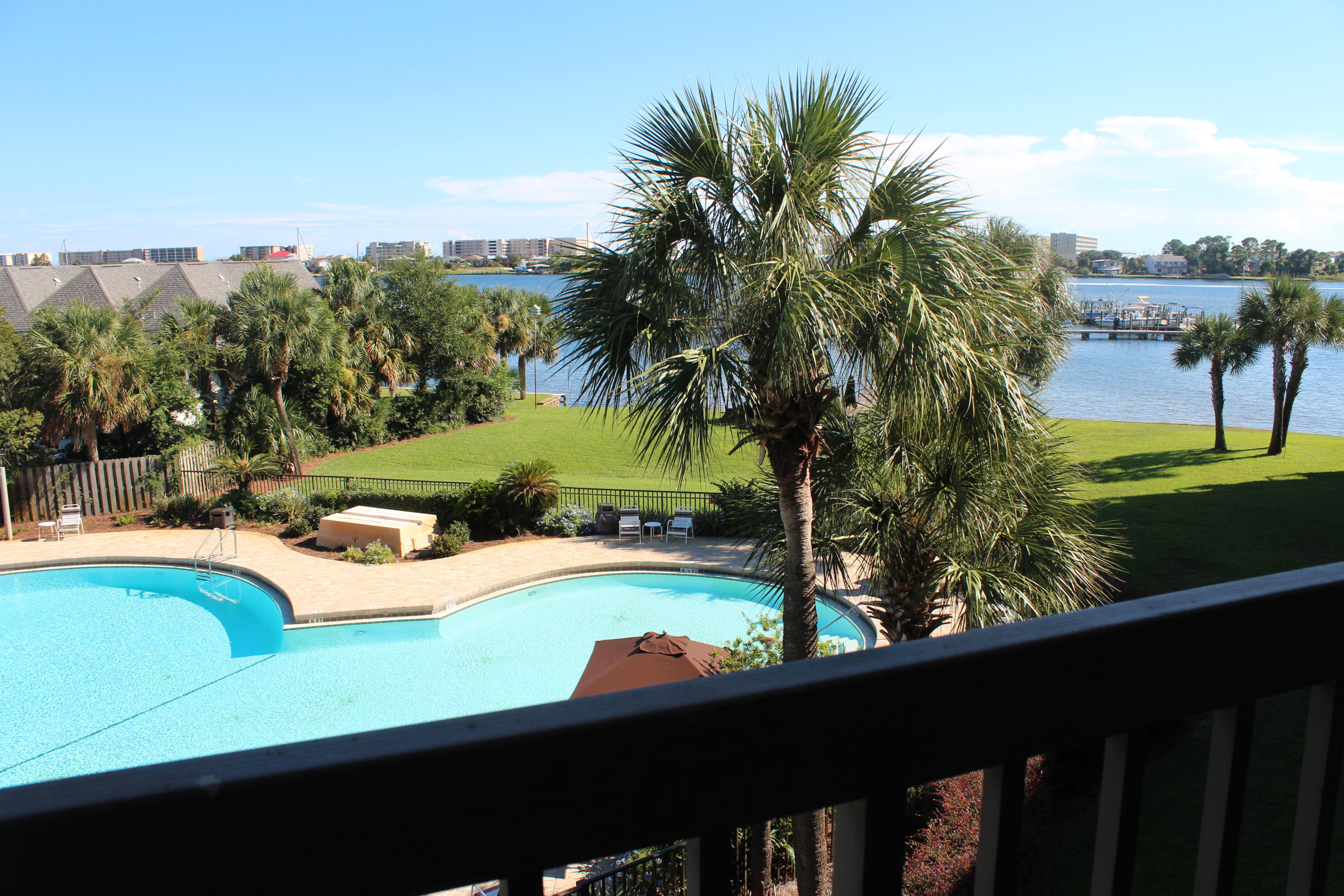 PIRATES BAY PH 1 - Residential