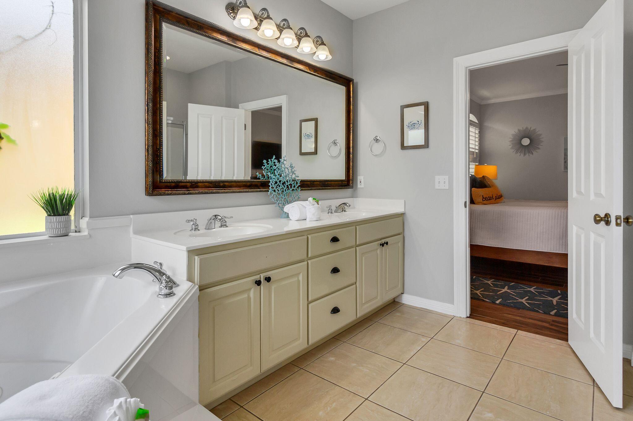 EMERALD SHORES OF SOUTH WALTON - Residential