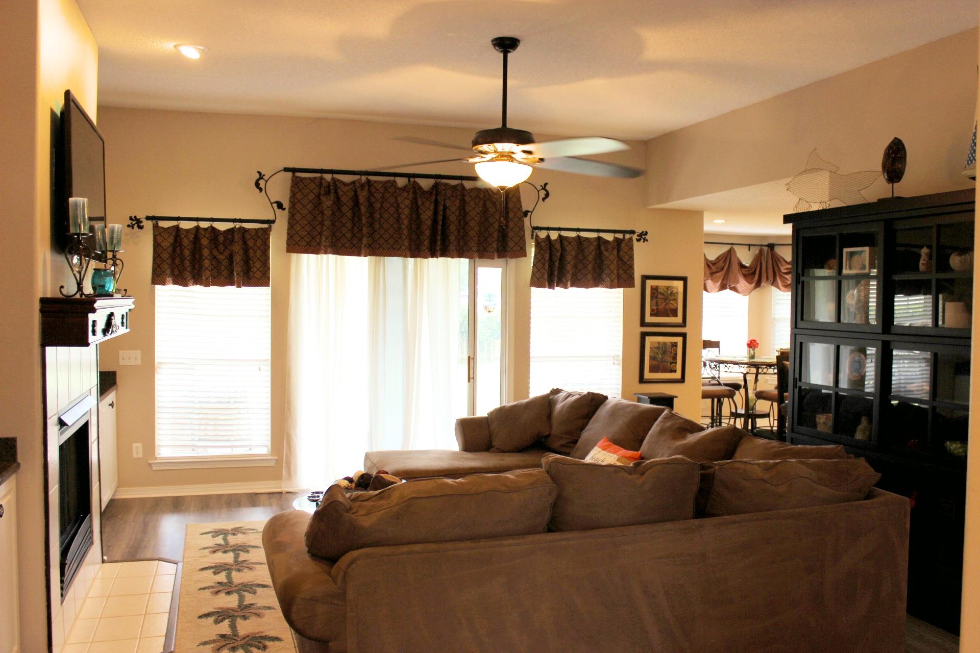 MELISSA OAKS - Residential