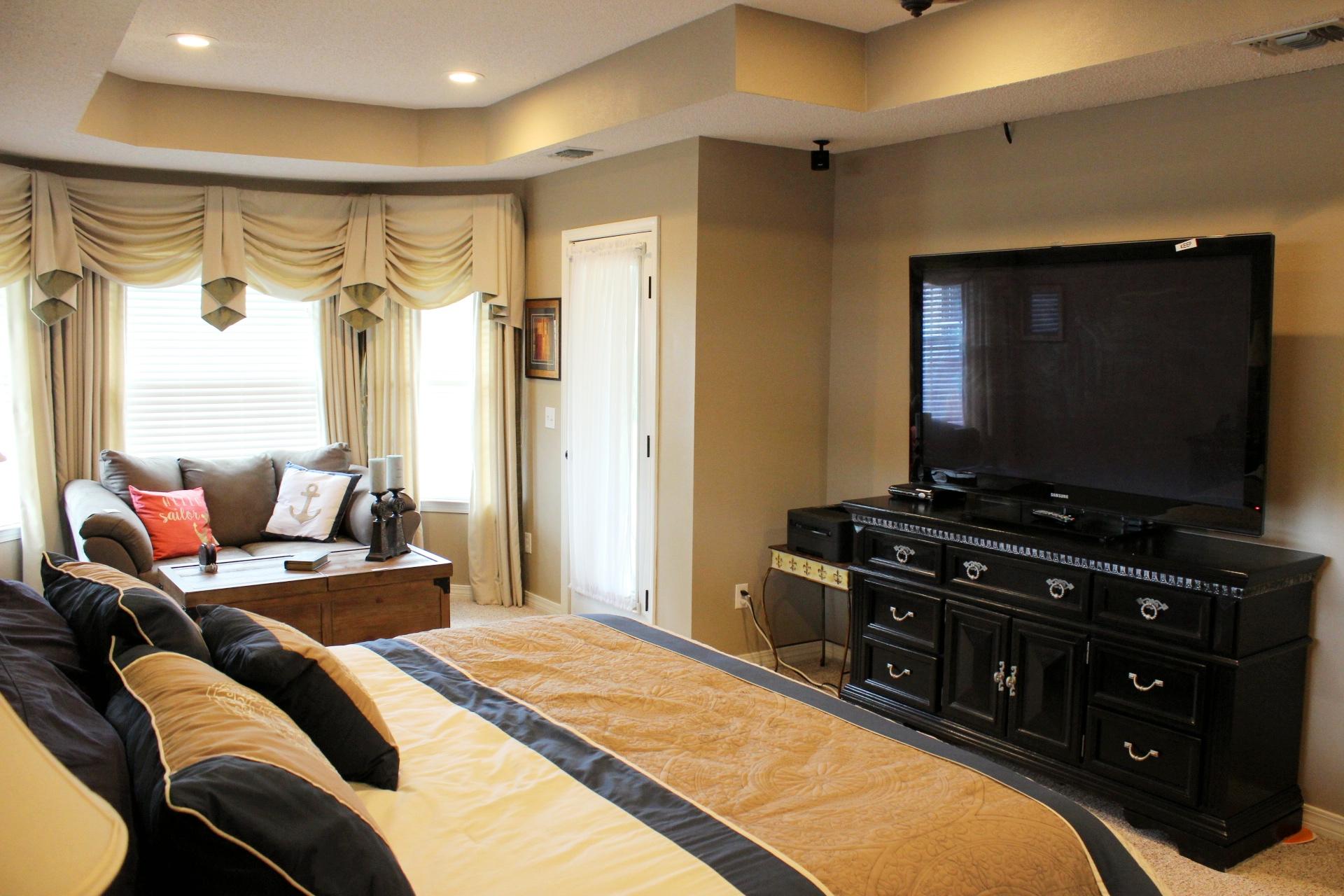 MELISSA OAKS - Residential