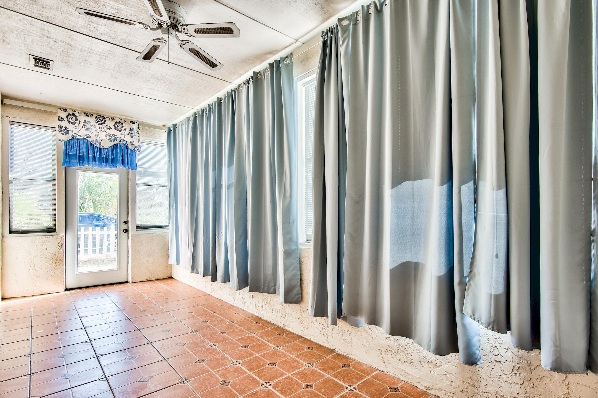 ETRETAT VILLA - Residential