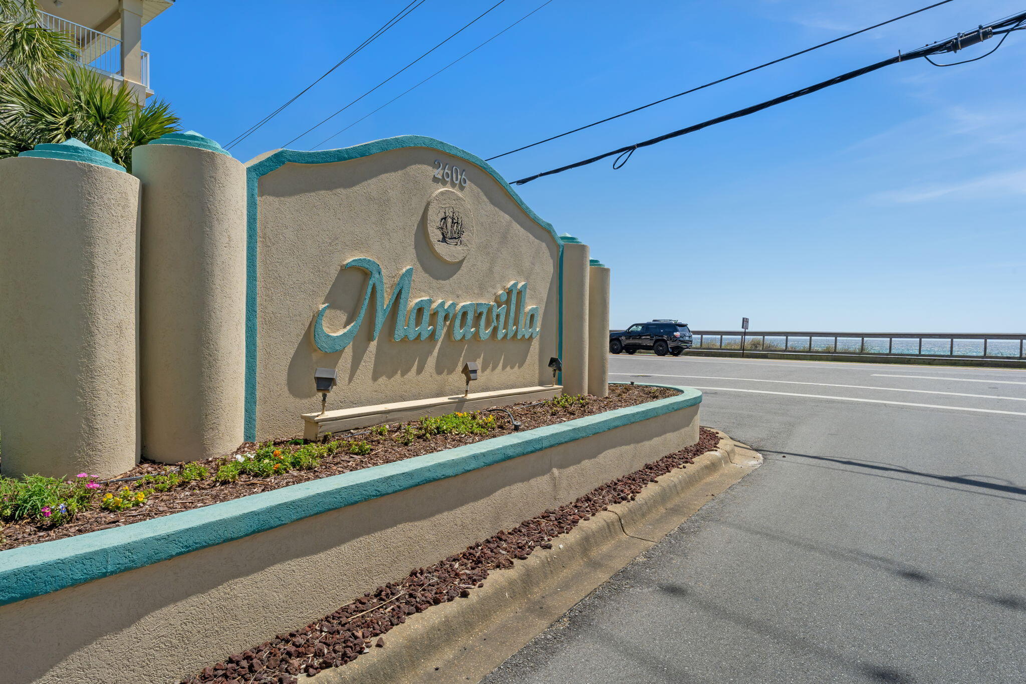 MARAVILLA CONDO 1 - Residential