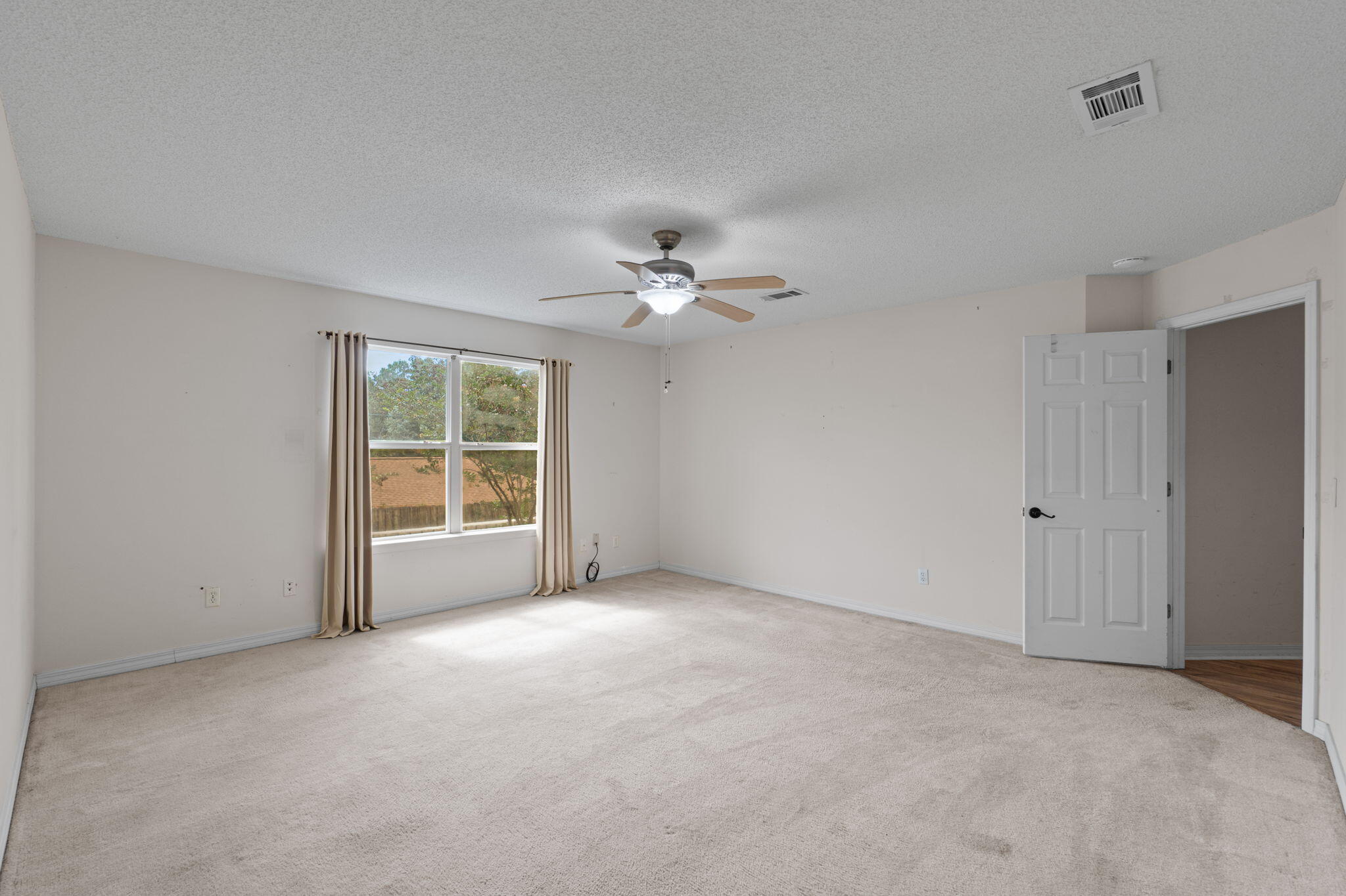 NORTHVIEW ESTATES 7TH ADDN - Residential